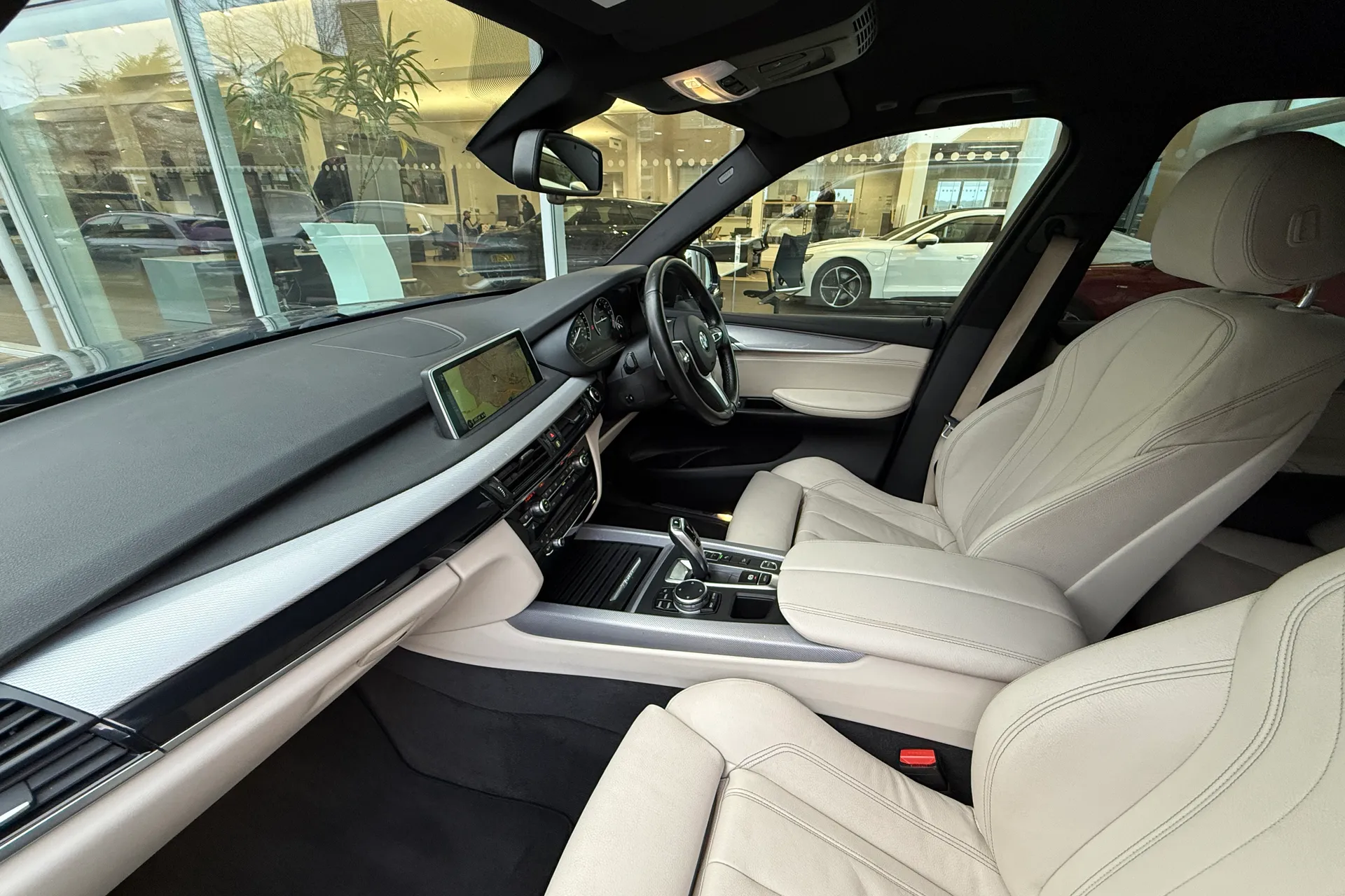 BMW X5 thumbnail image number 61