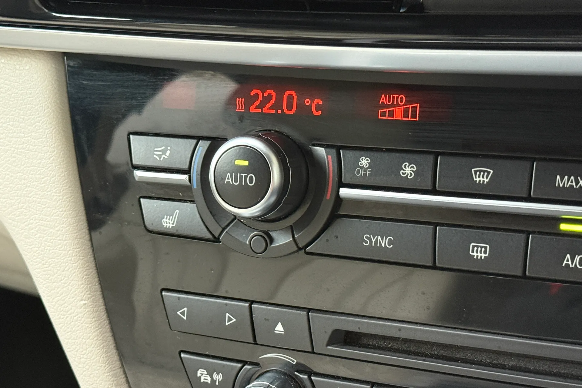 BMW X5 thumbnail image number 12