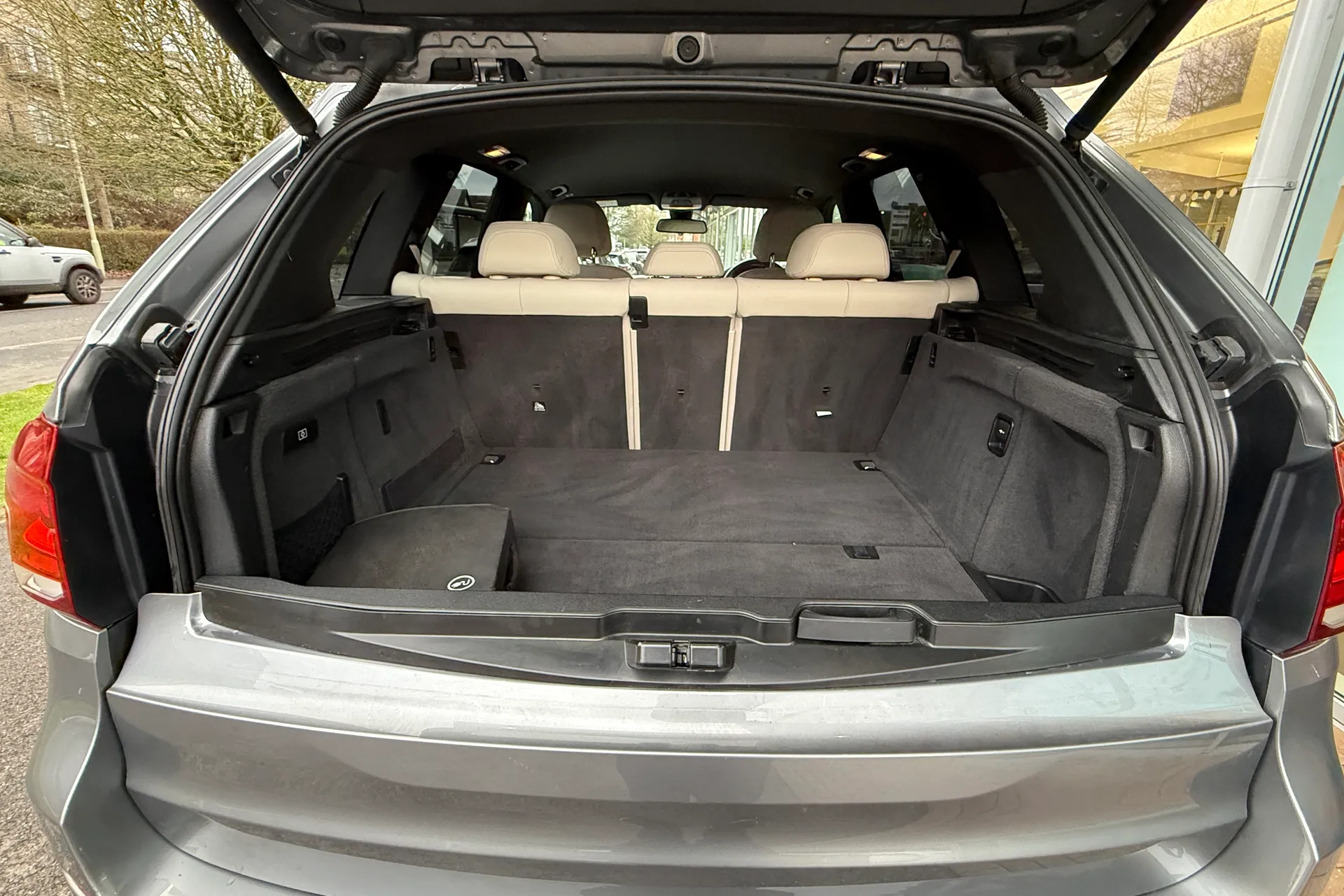 BMW X5 thumbnail image number 49