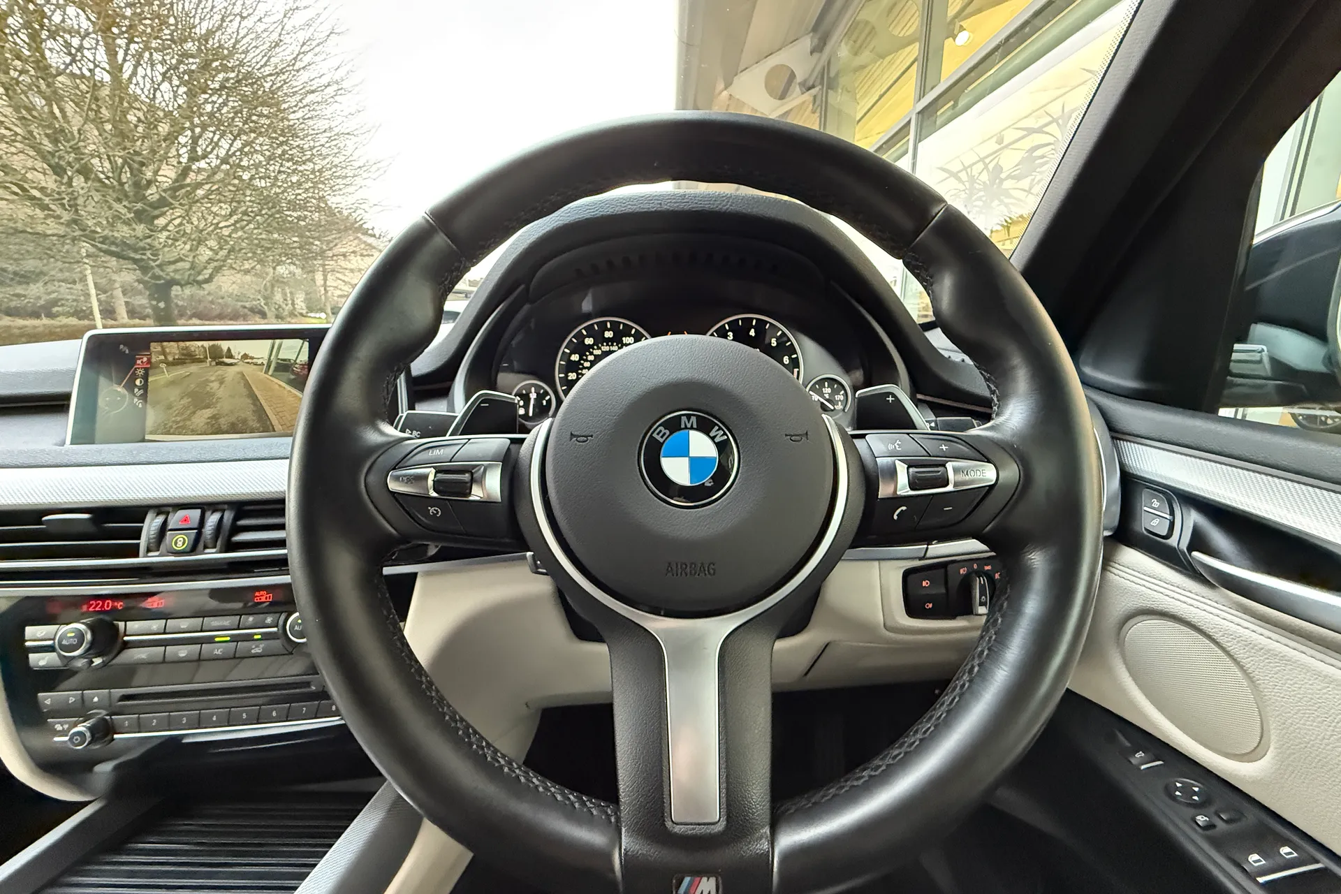 BMW X5 thumbnail image number 26