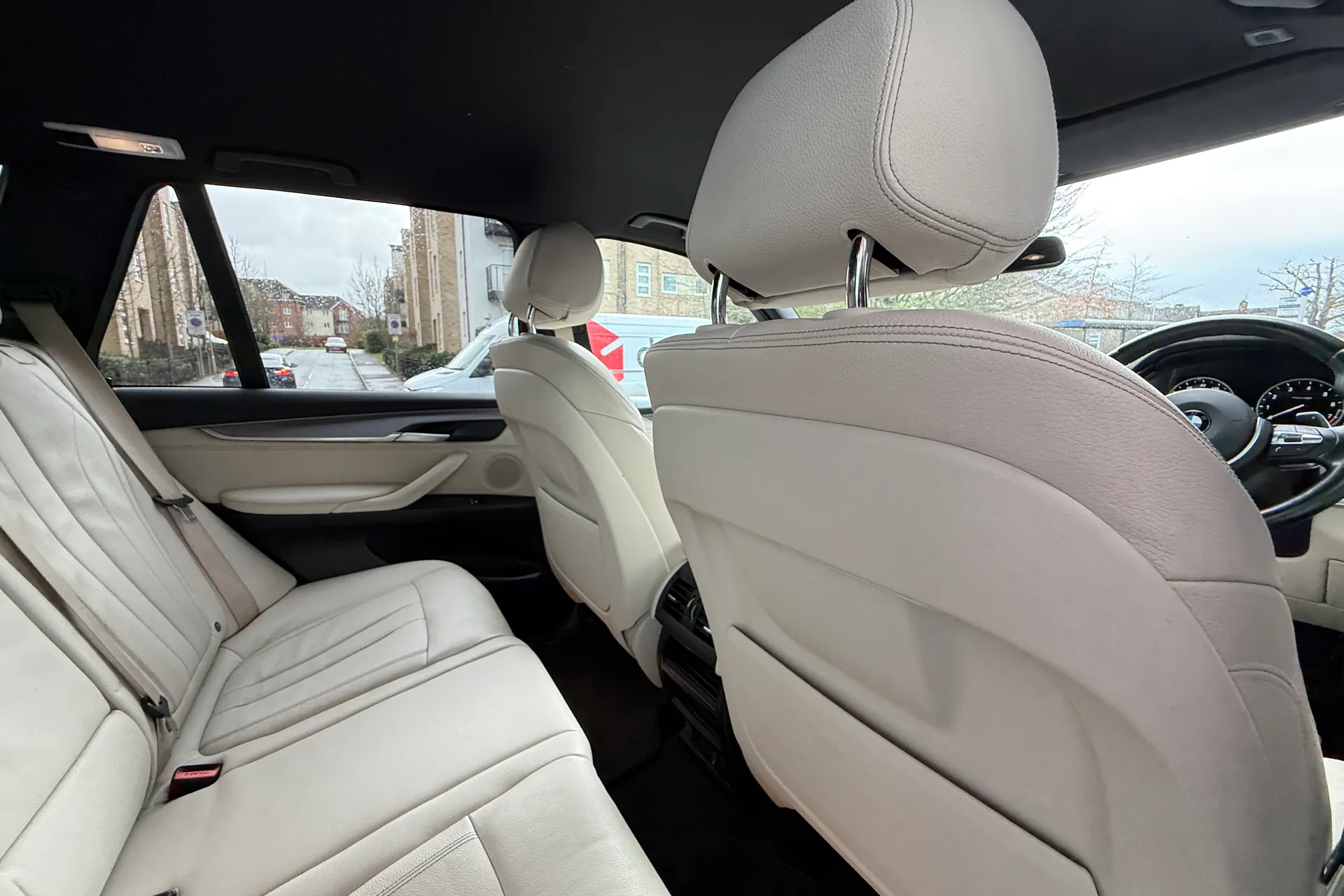 BMW X5 thumbnail image number 45