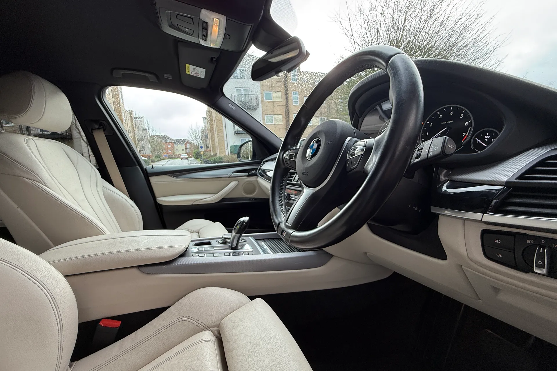 BMW X5 thumbnail image number 11