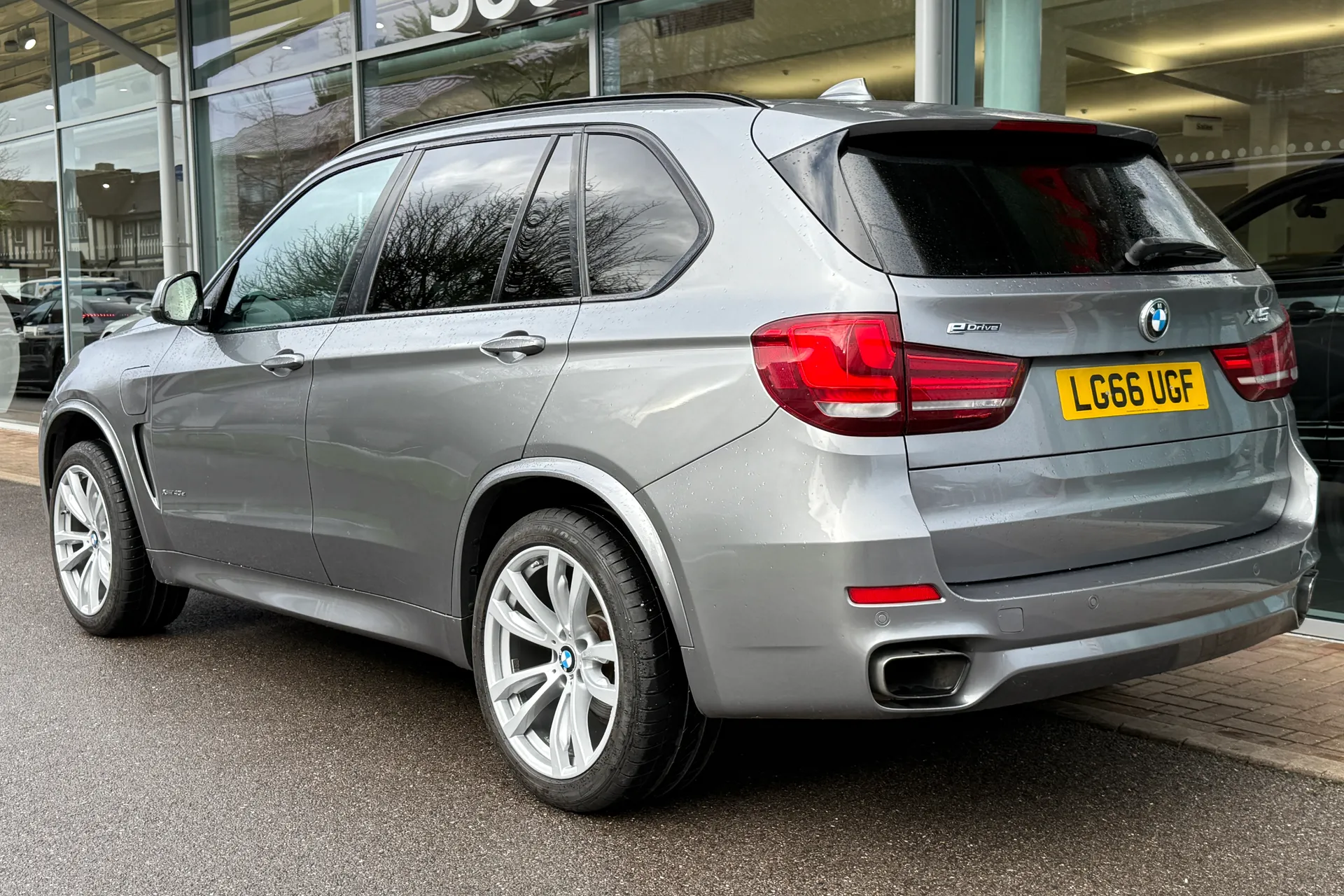 BMW X5 thumbnail image number 9