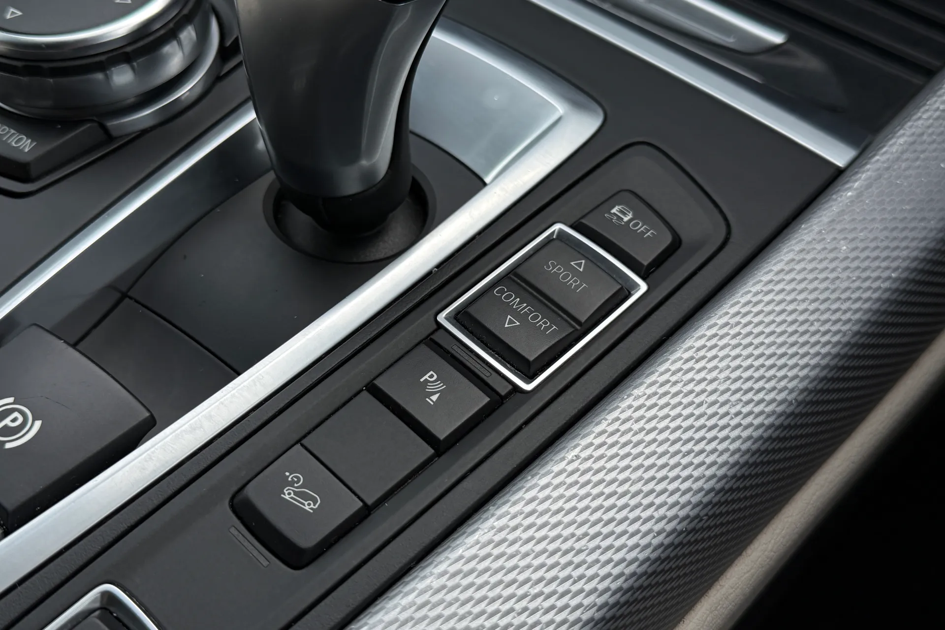 BMW X5 thumbnail image number 26