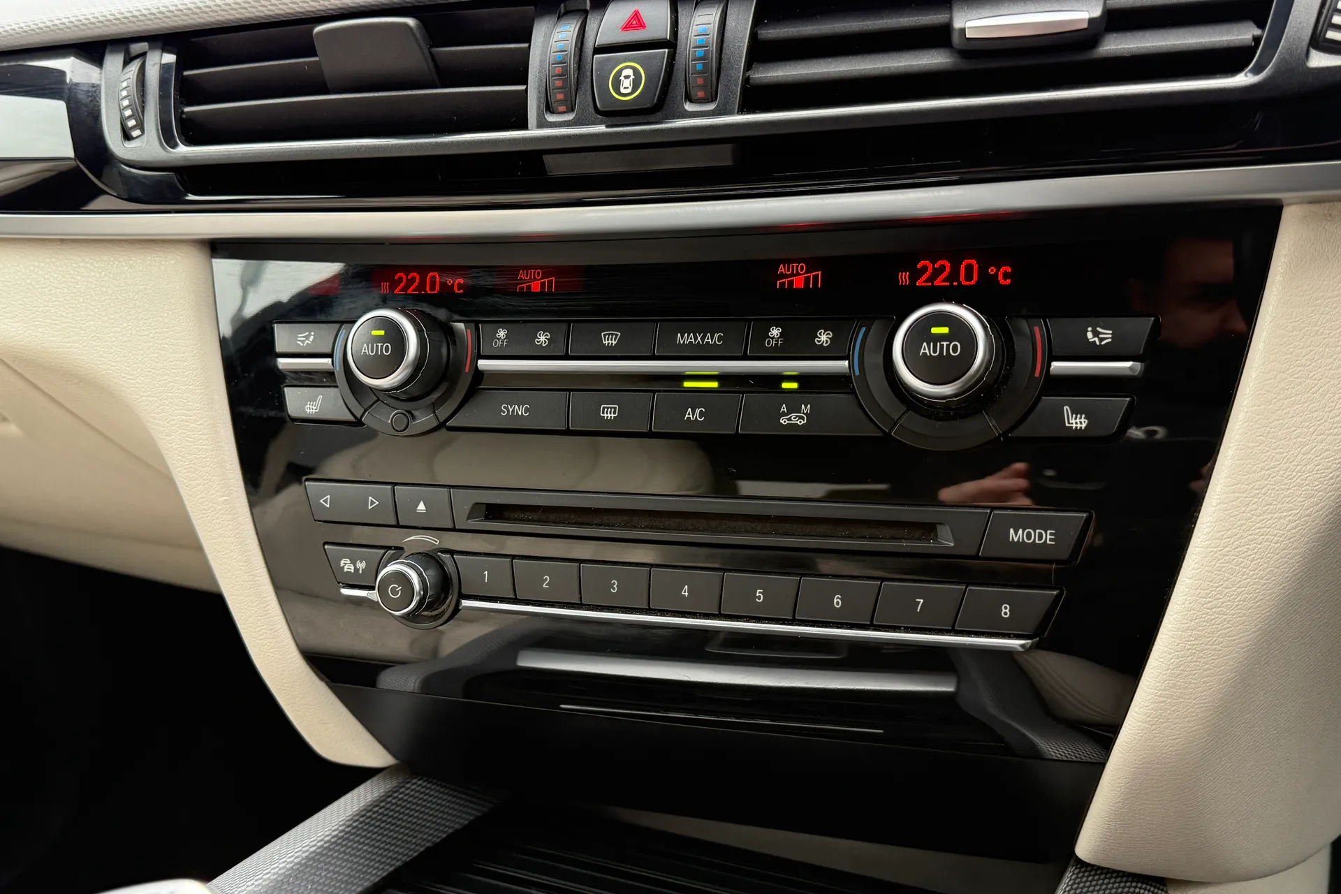 BMW X5 thumbnail image number 21