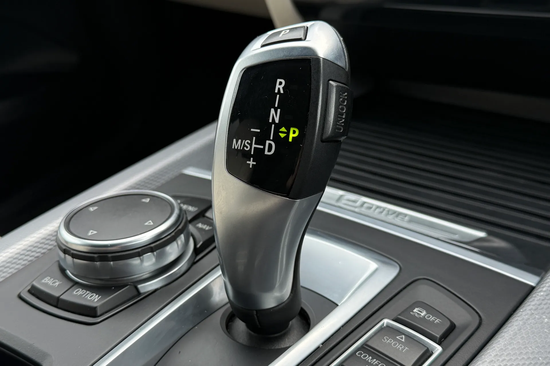 BMW X5 thumbnail image number 29