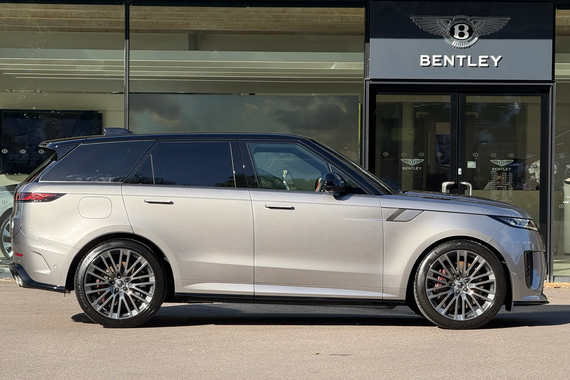 LAND ROVER RANGE ROVER SPORT thumbnail image number 14