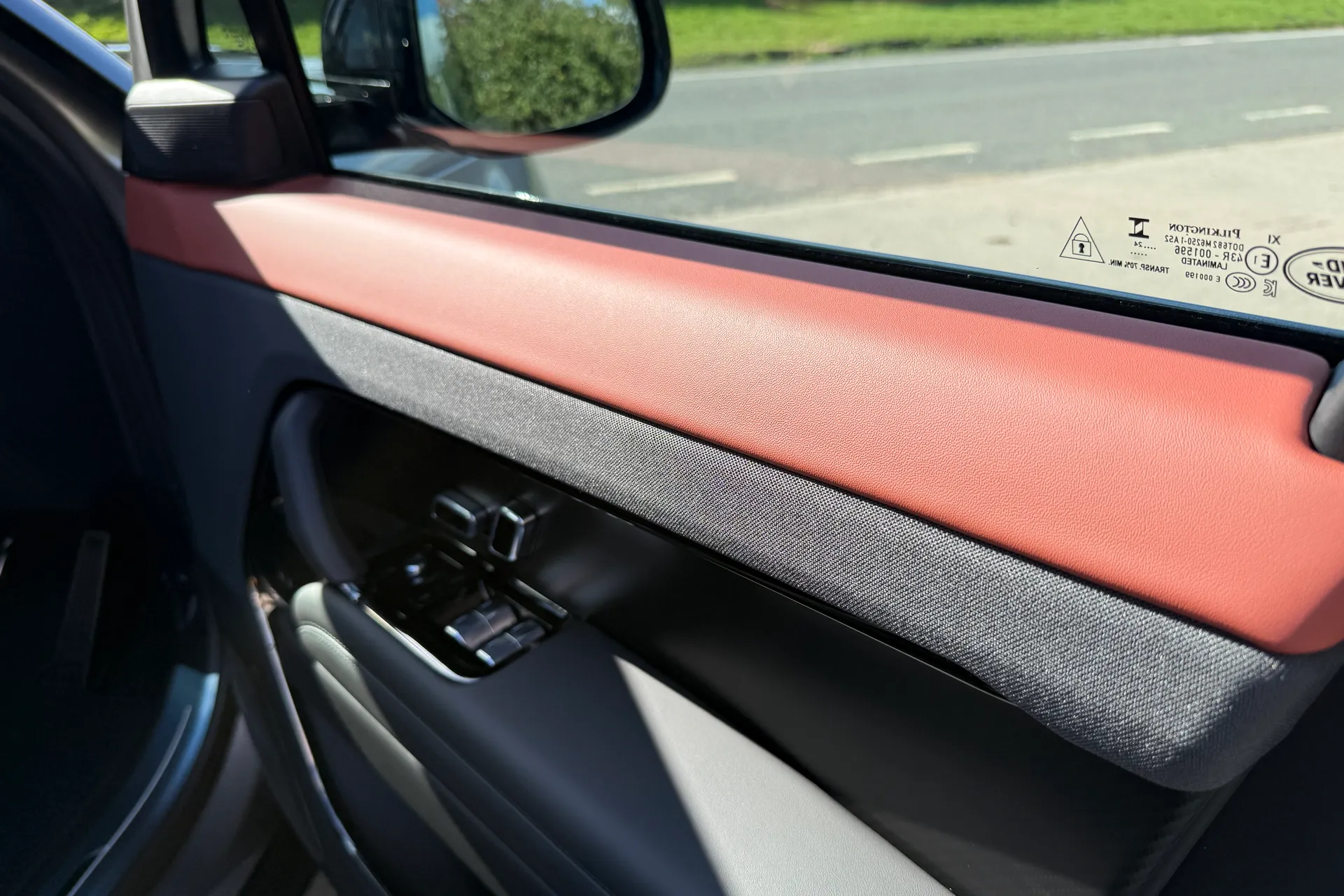 LAND ROVER RANGE ROVER SPORT thumbnail image number 18