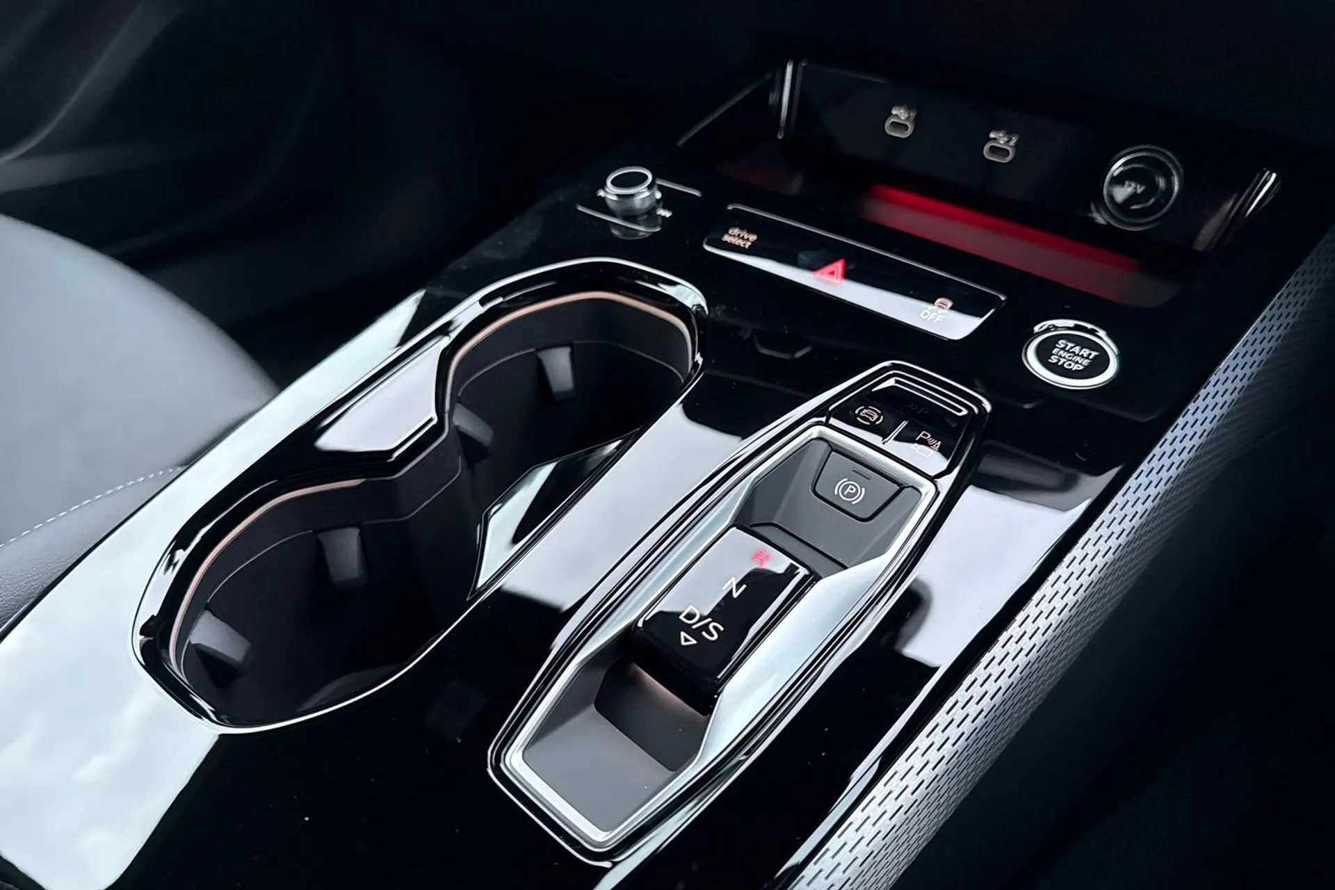 Audi A5 thumbnail image number 32