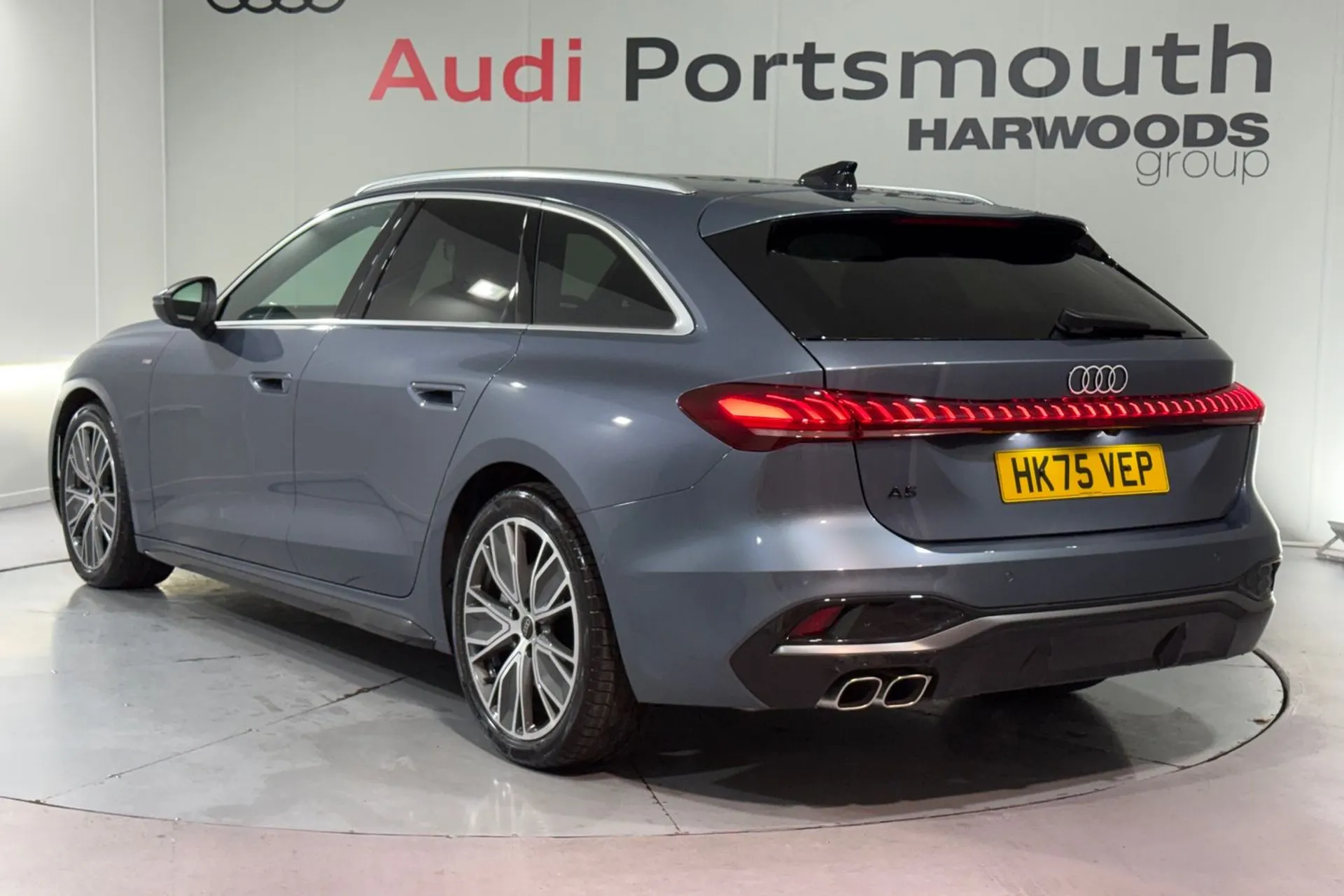 Audi A5 thumbnail image number 11