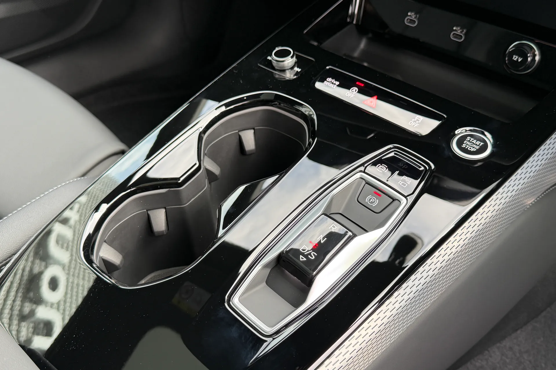 Audi A5 thumbnail image number 24