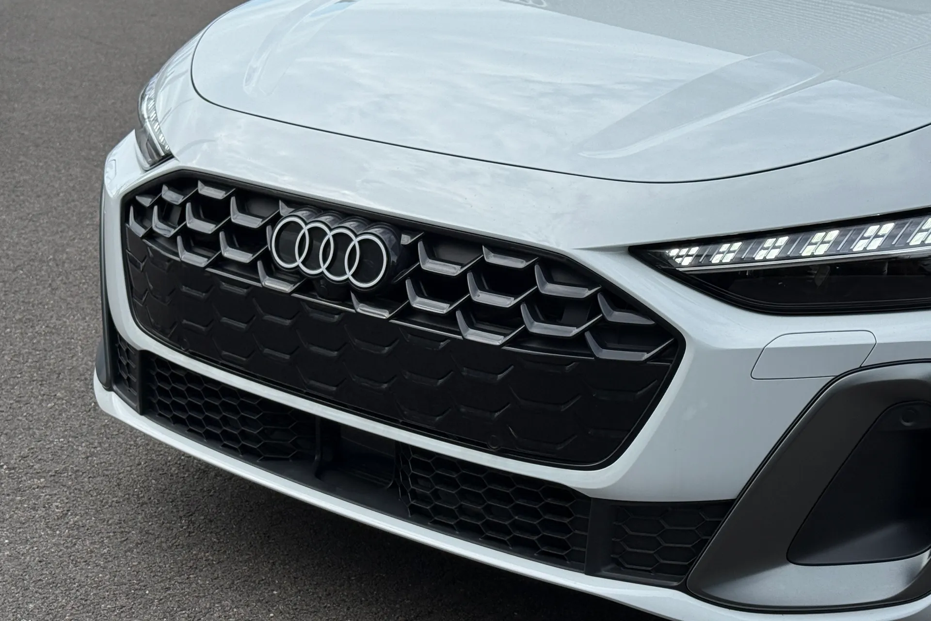 Audi A5 thumbnail image number 31