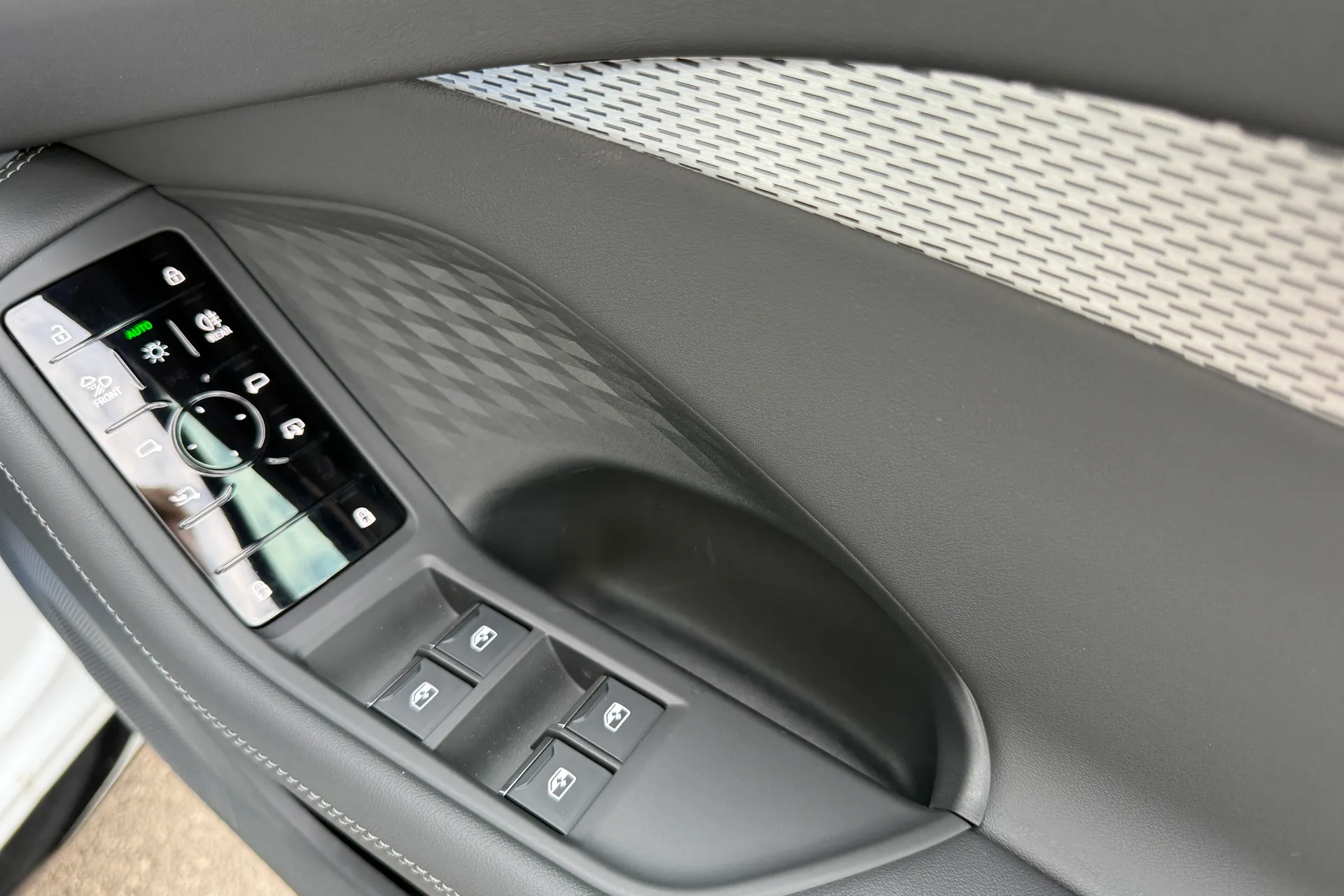 Audi A5 thumbnail image number 47