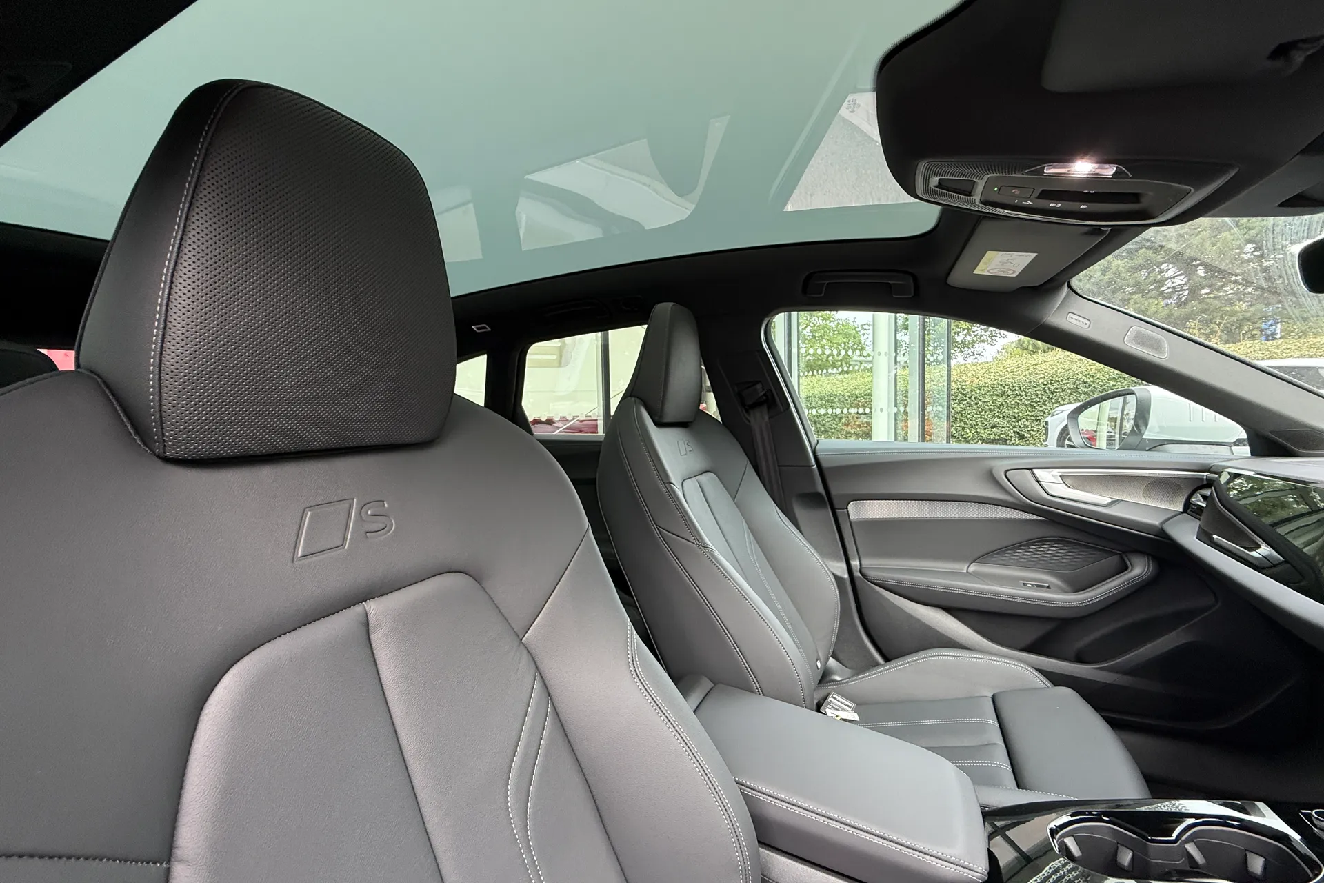 Audi A5 thumbnail image number 46