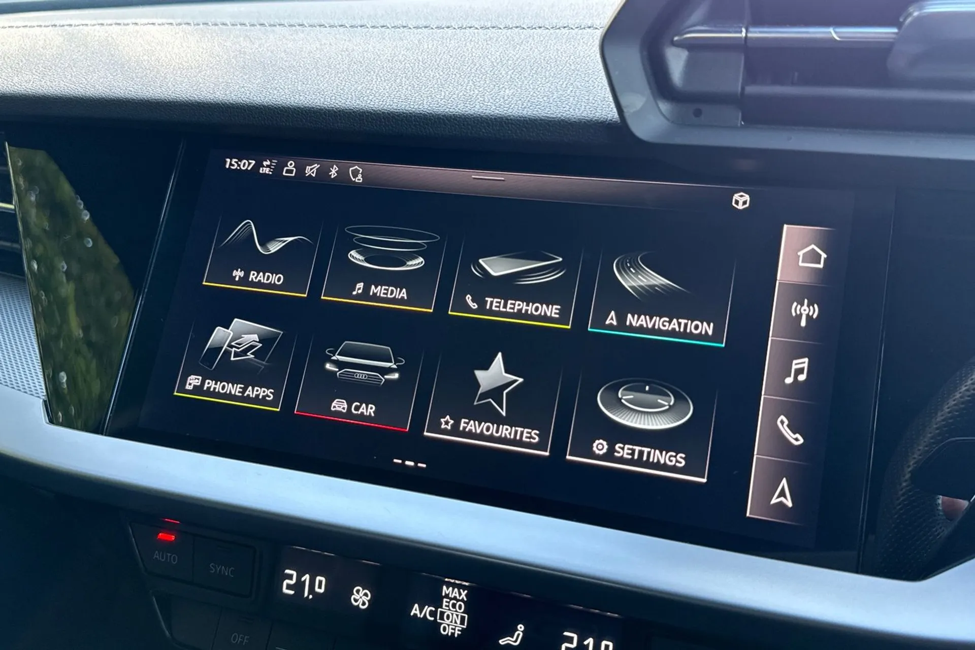 Audi A3 thumbnail image number 18