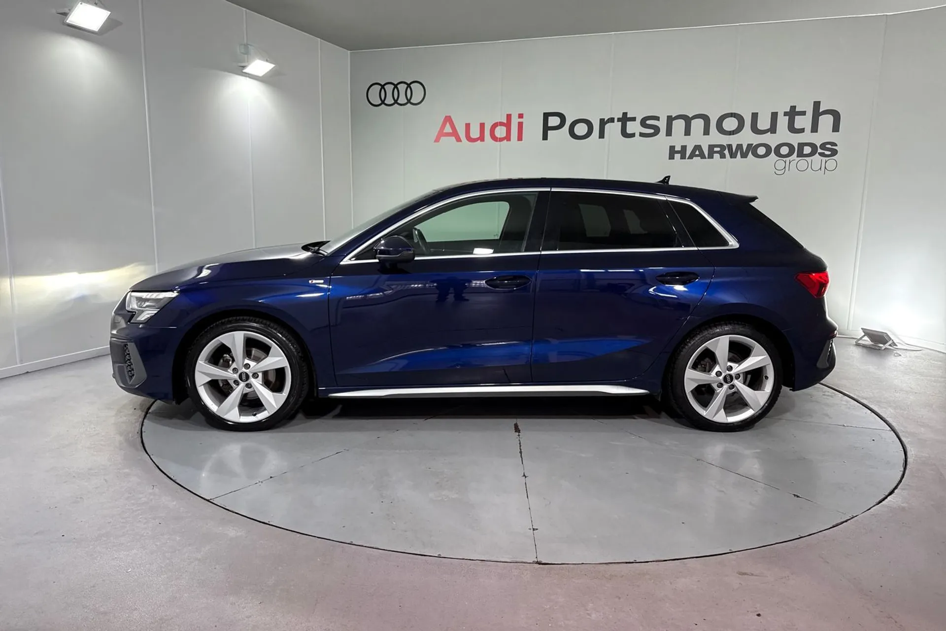 Audi A3 thumbnail image number 8