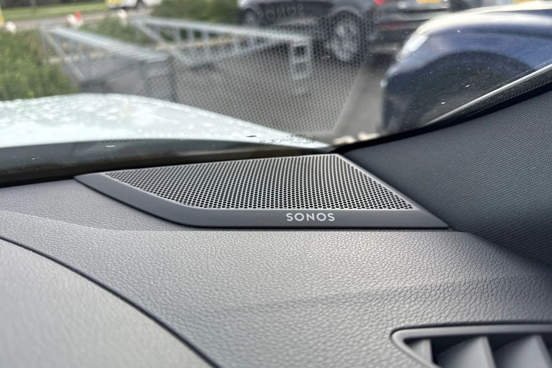 Audi RS Q3 thumbnail image number 40