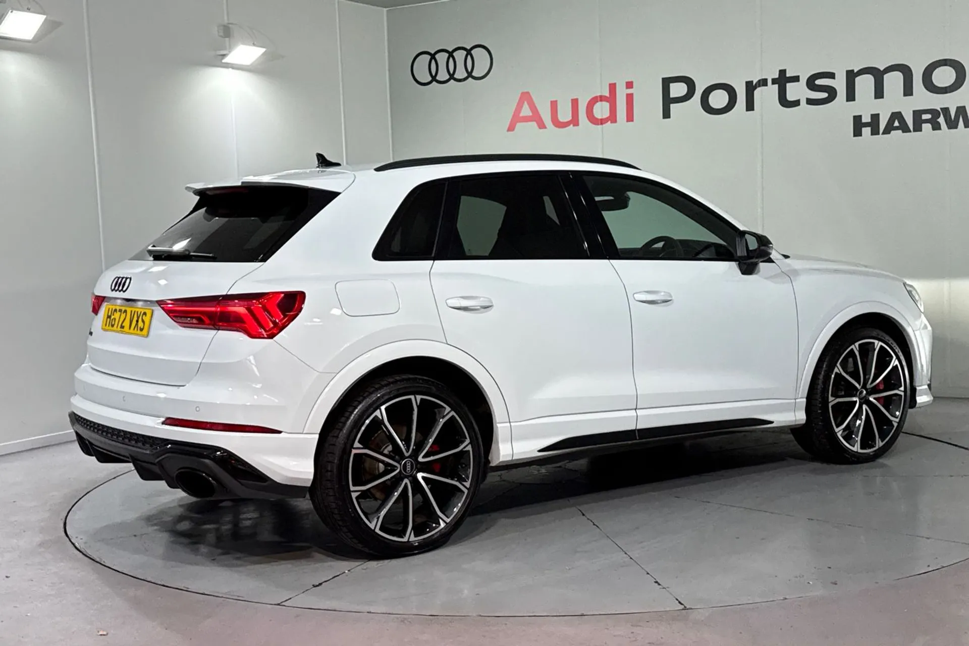 Audi RS Q3 thumbnail image number 10