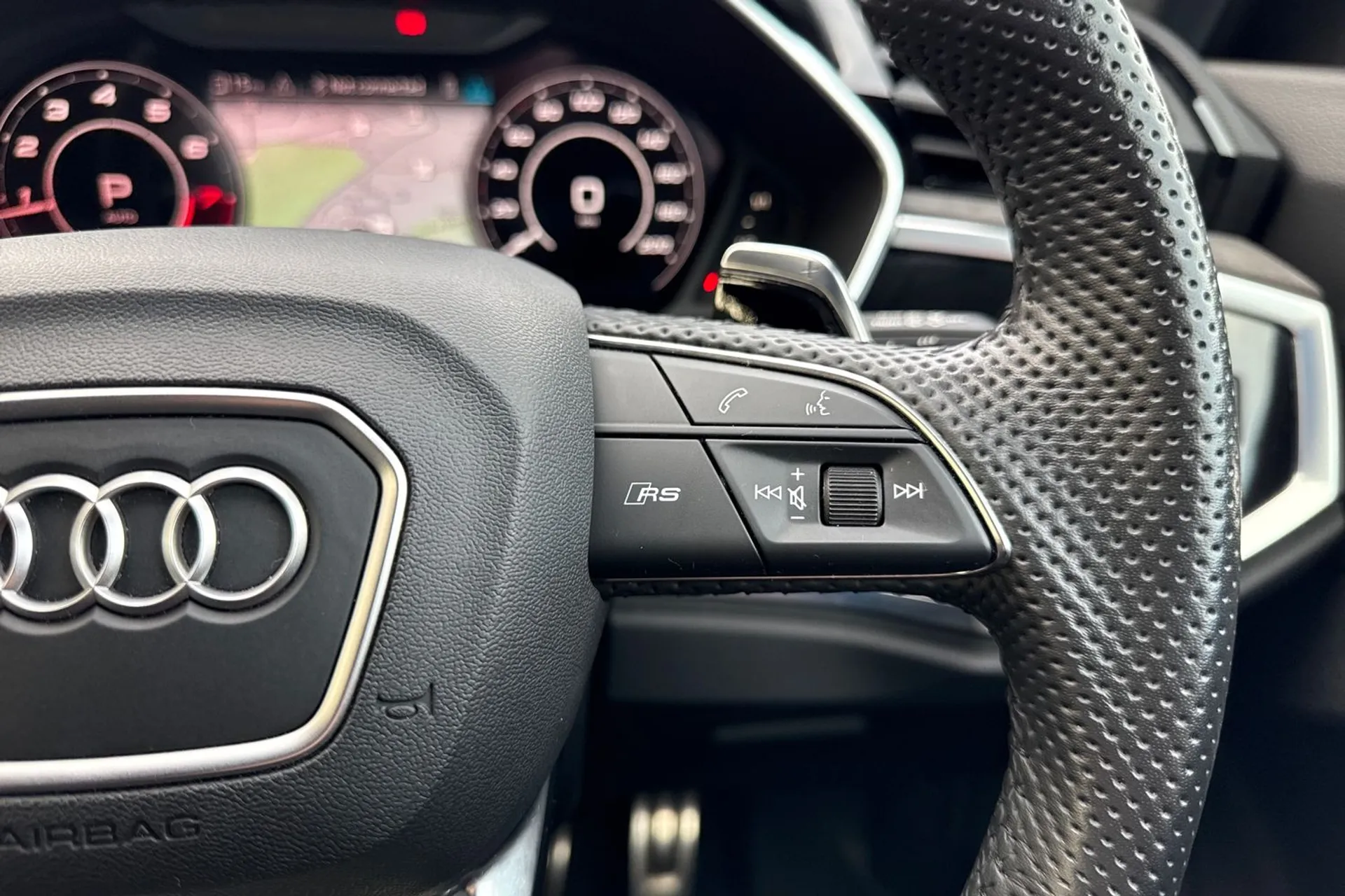 Audi RS Q3 thumbnail image number 47