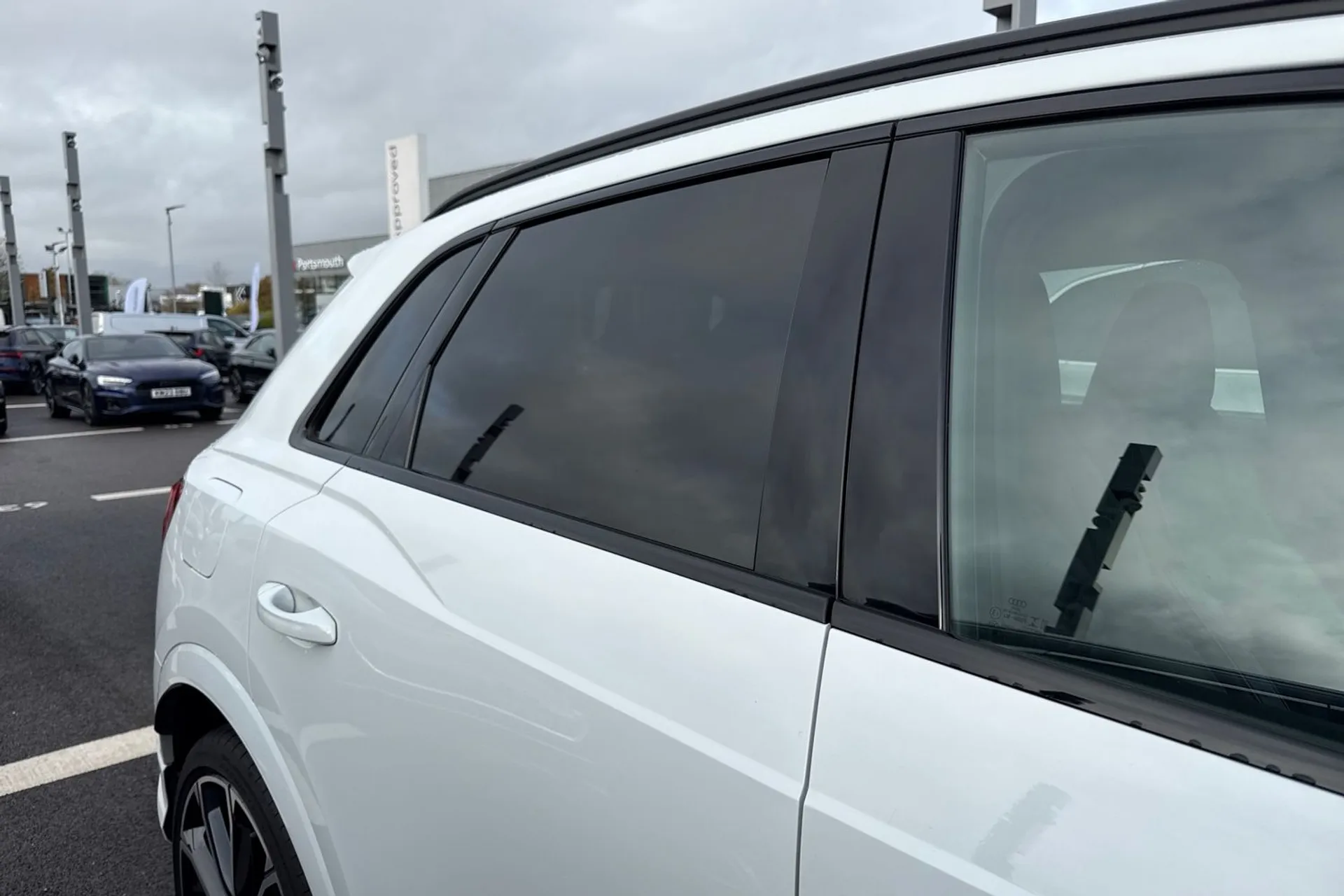 Audi RS Q3 thumbnail image number 14