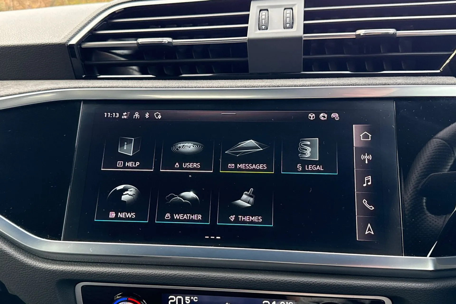 Audi RS Q3 thumbnail image number 43