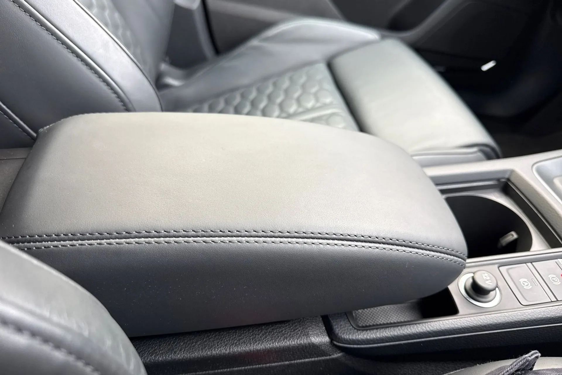 Audi RS Q3 thumbnail image number 50