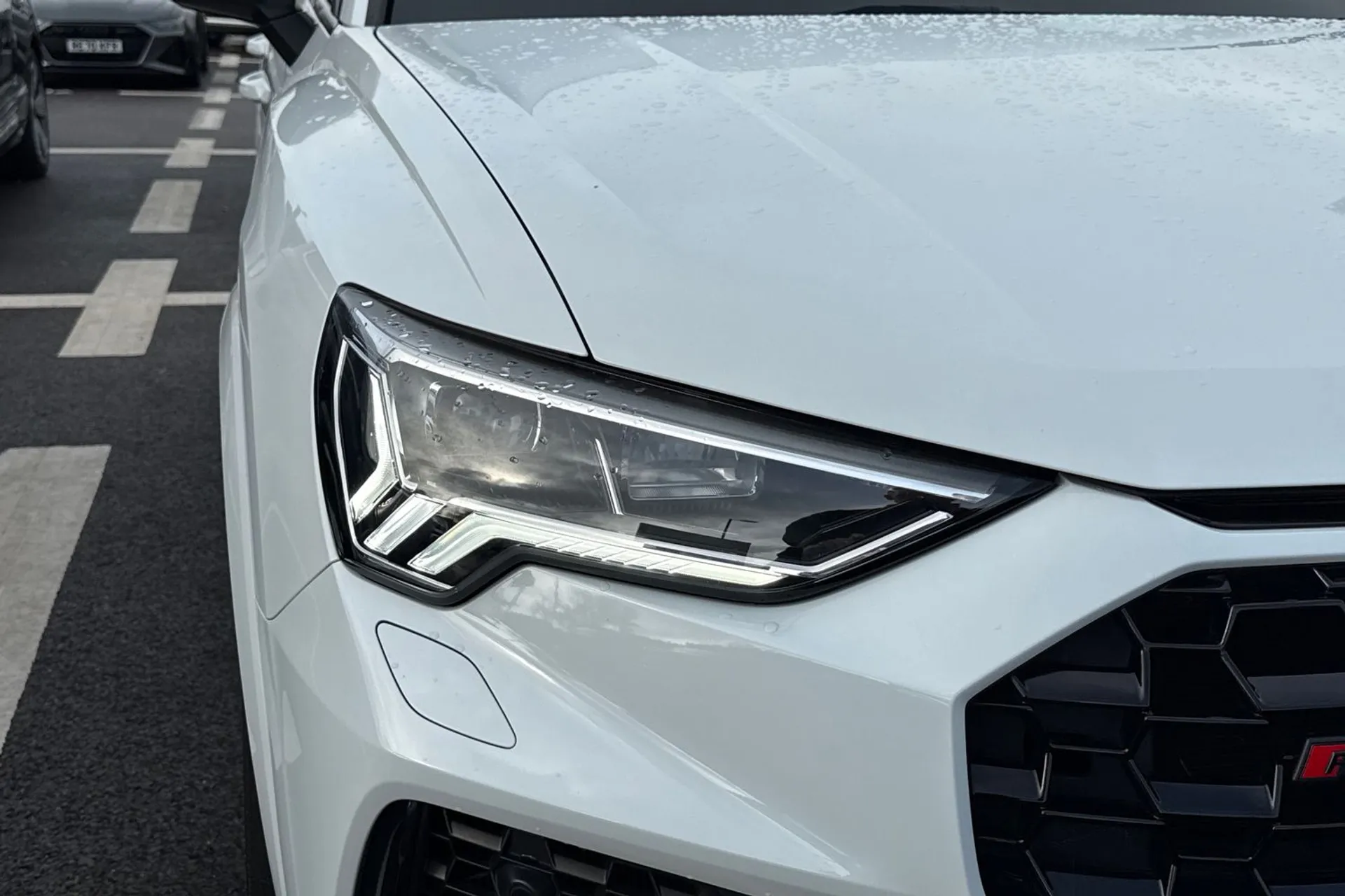 Audi RS Q3 thumbnail image number 9