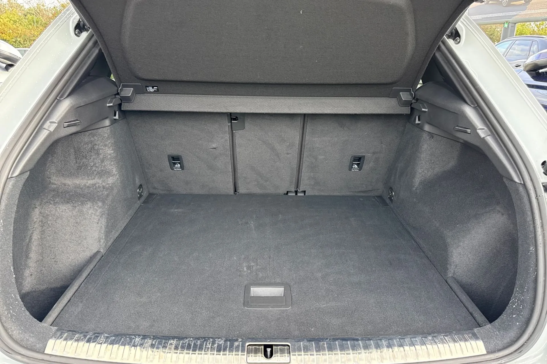 Audi RS Q3 thumbnail image number 22