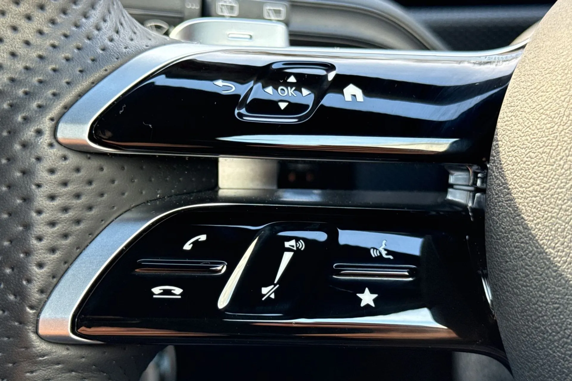 MERCEDES-BENZ A CLASS thumbnail image number 38