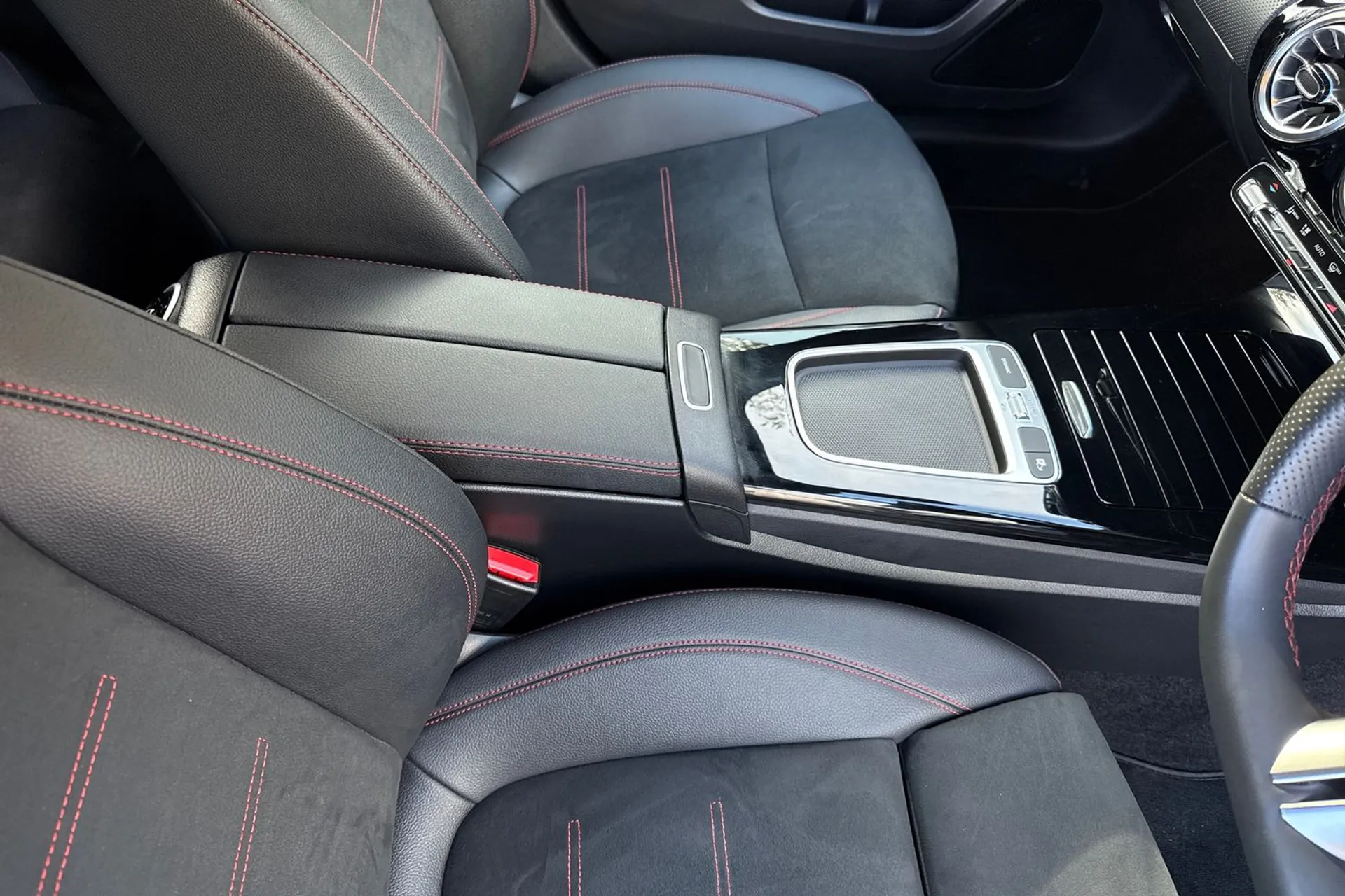 MERCEDES-BENZ A CLASS thumbnail image number 42