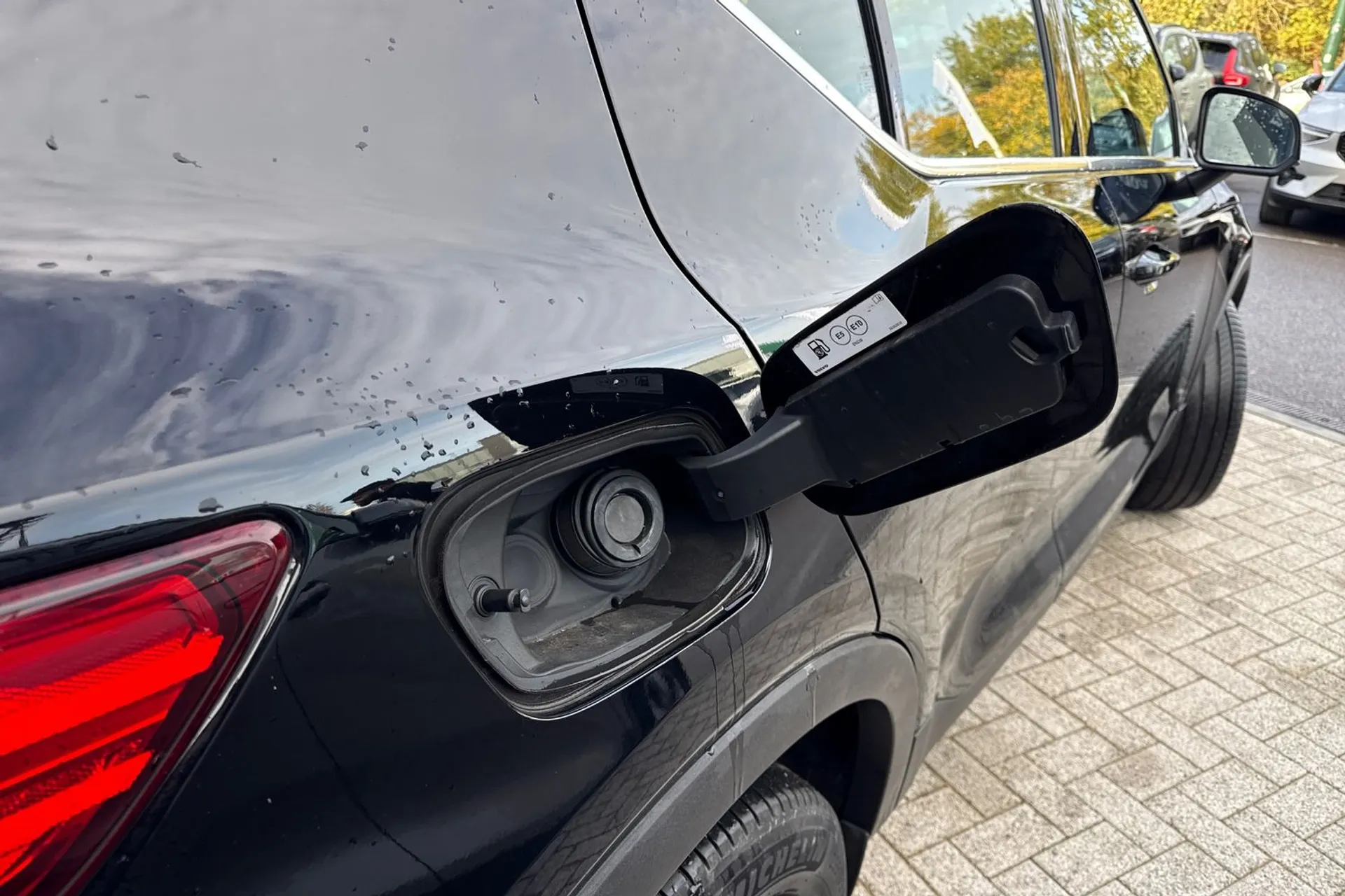 Volvo XC40 thumbnail image number 19