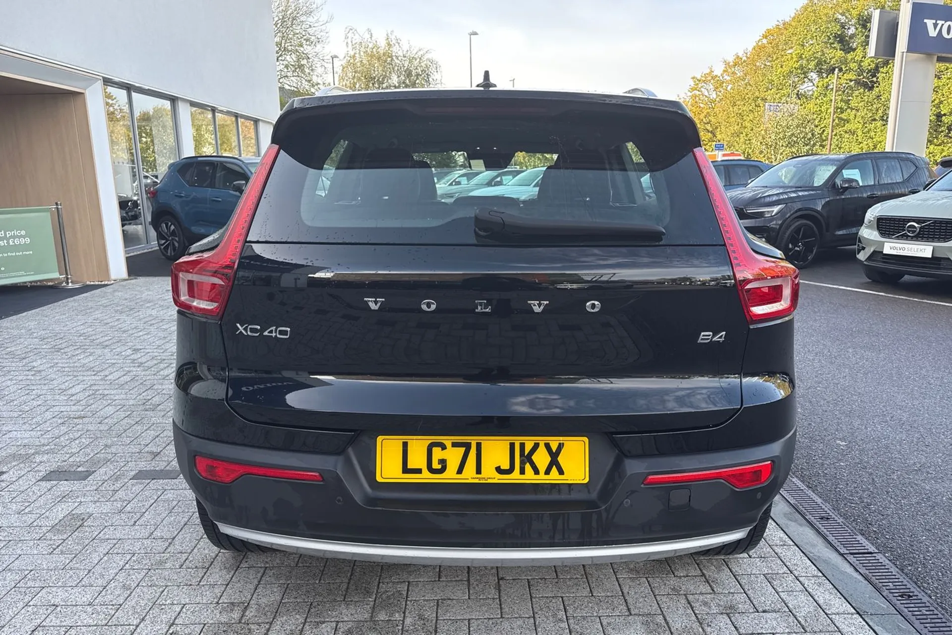 Volvo XC40 thumbnail image number 9