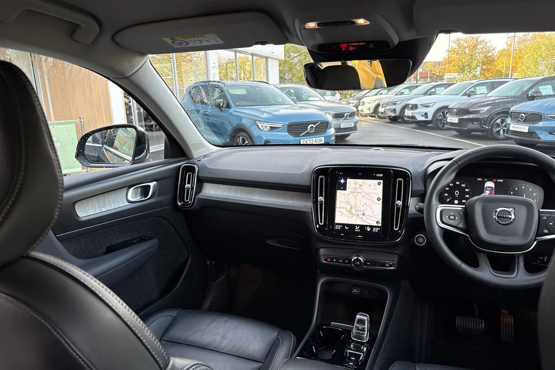 Volvo XC40 thumbnail image number 32