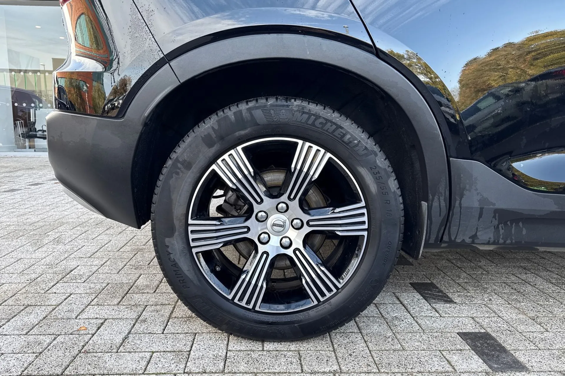 Volvo XC40 thumbnail image number 14