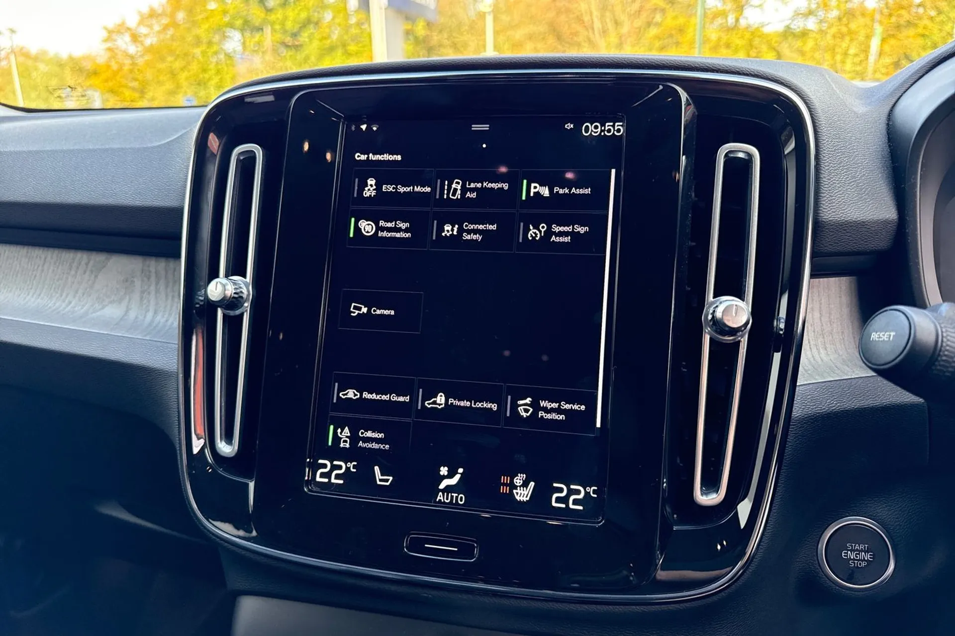 Volvo XC40 thumbnail image number 42