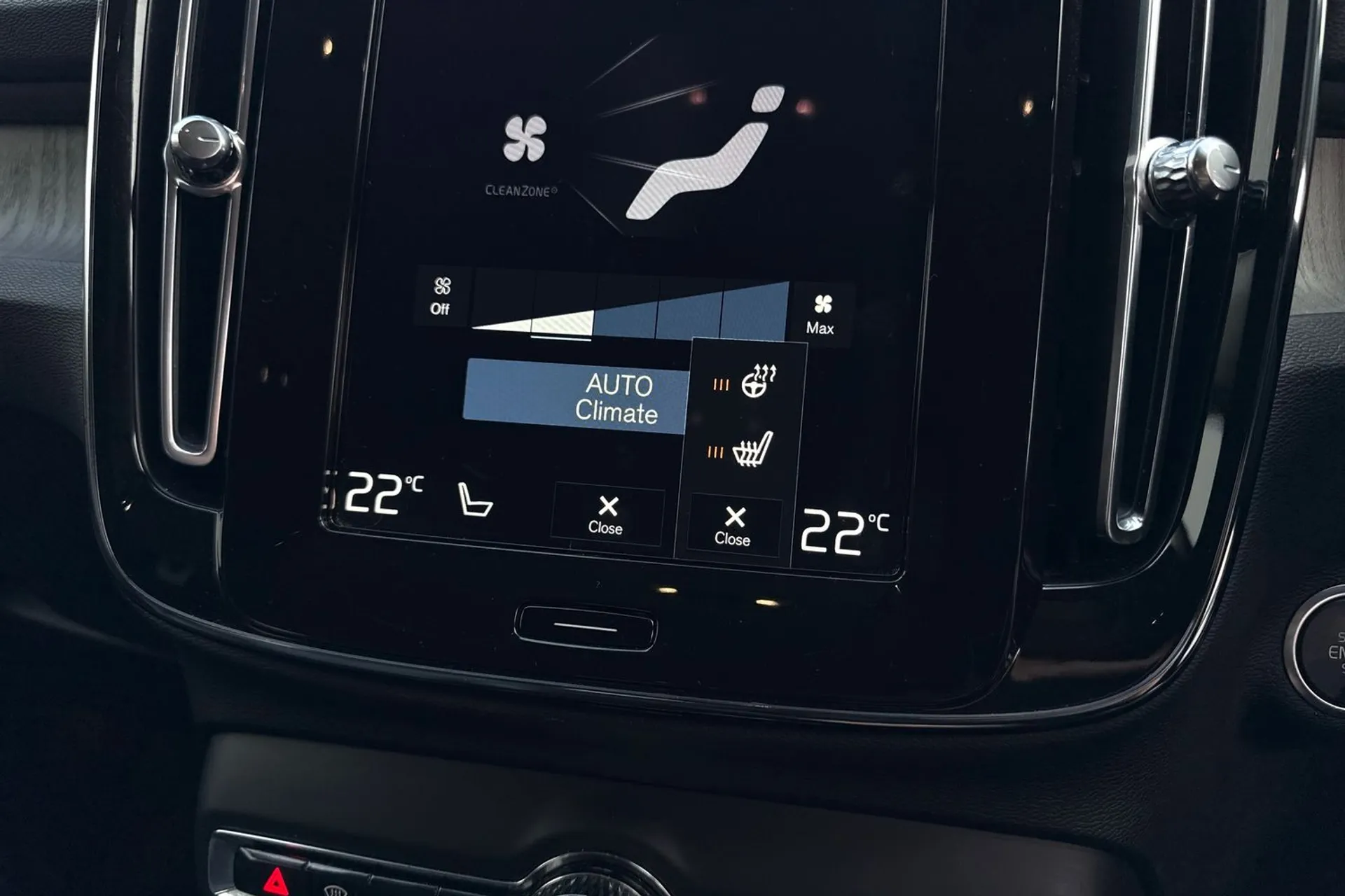 Volvo XC40 thumbnail image number 39