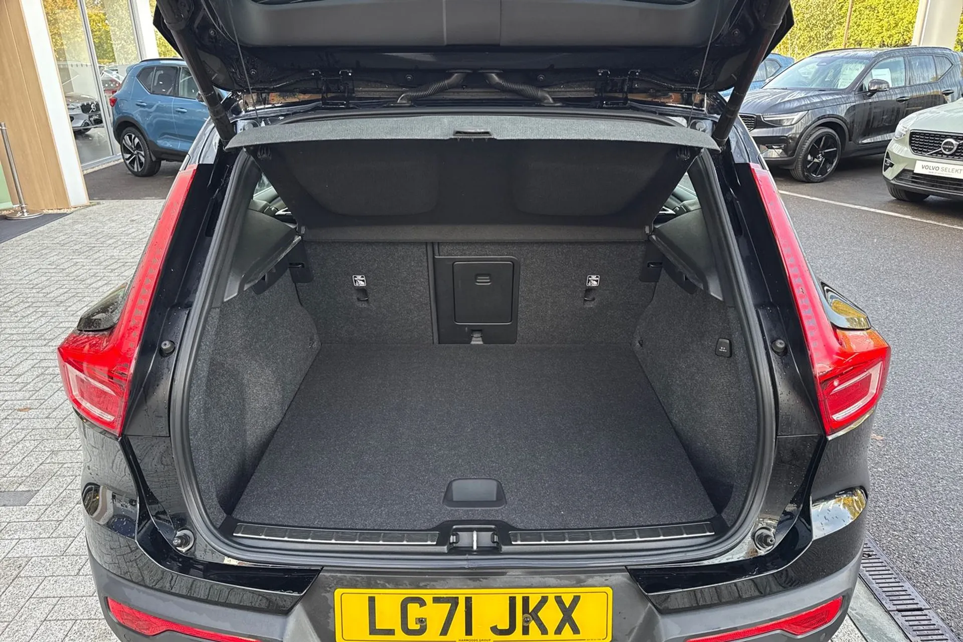 Volvo XC40 thumbnail image number 20