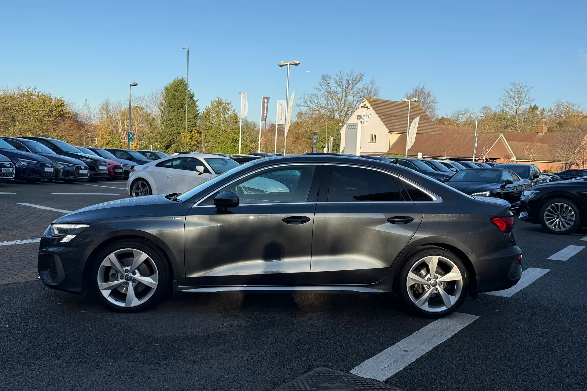 Audi A3 thumbnail image number 41