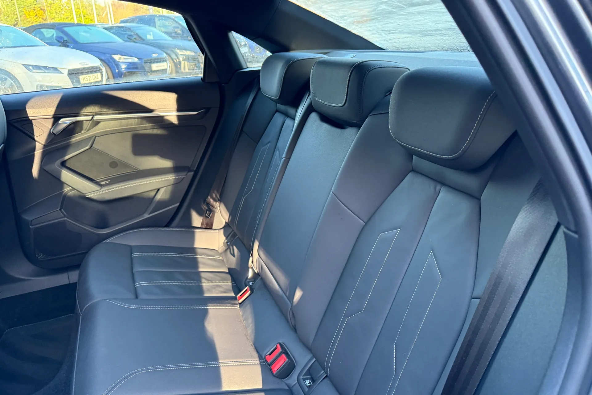 Audi A3 thumbnail image number 43