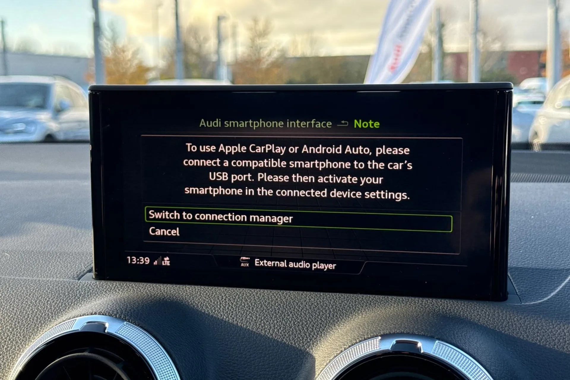 Audi Q2 thumbnail image number 32