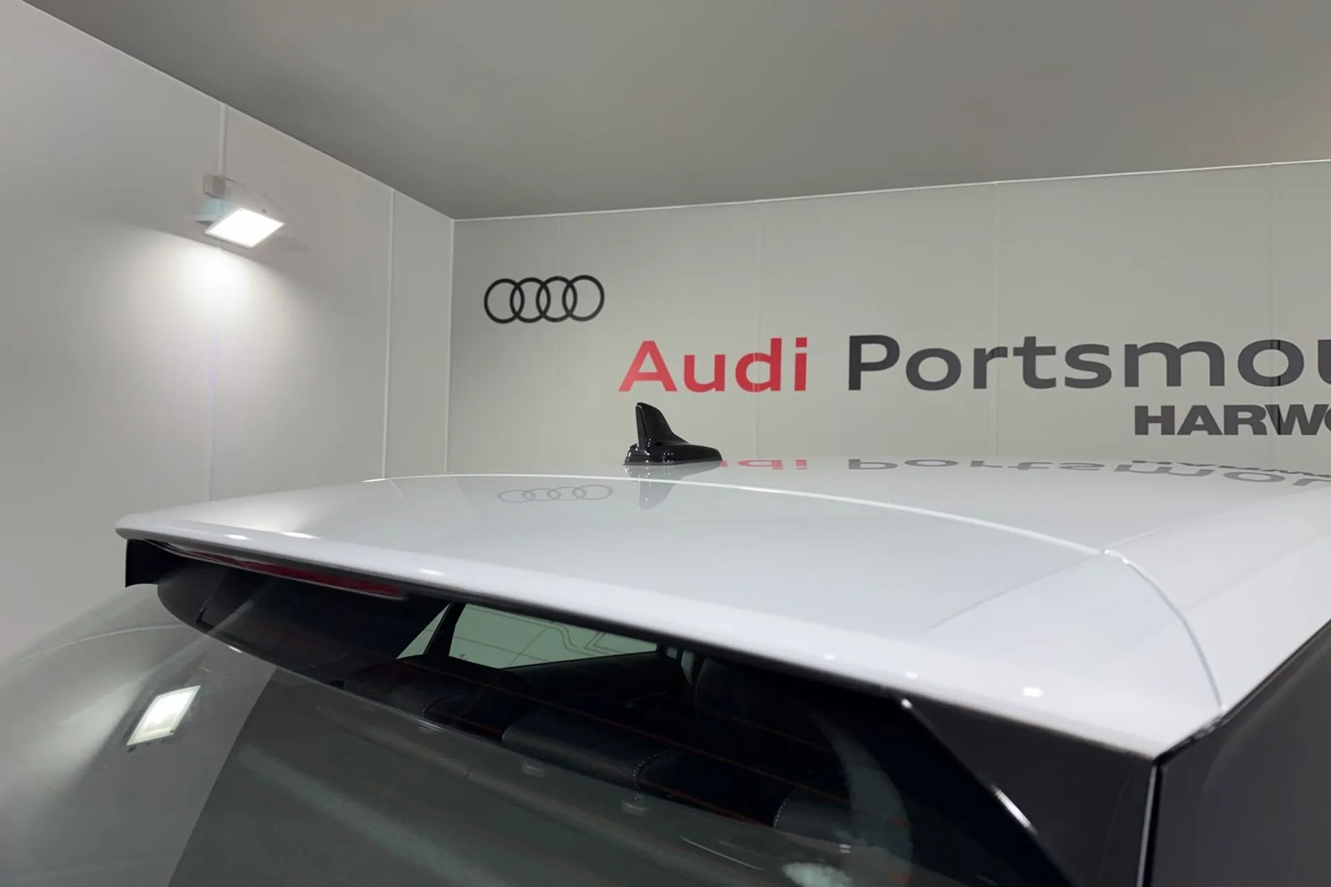 Audi Q2 thumbnail image number 16