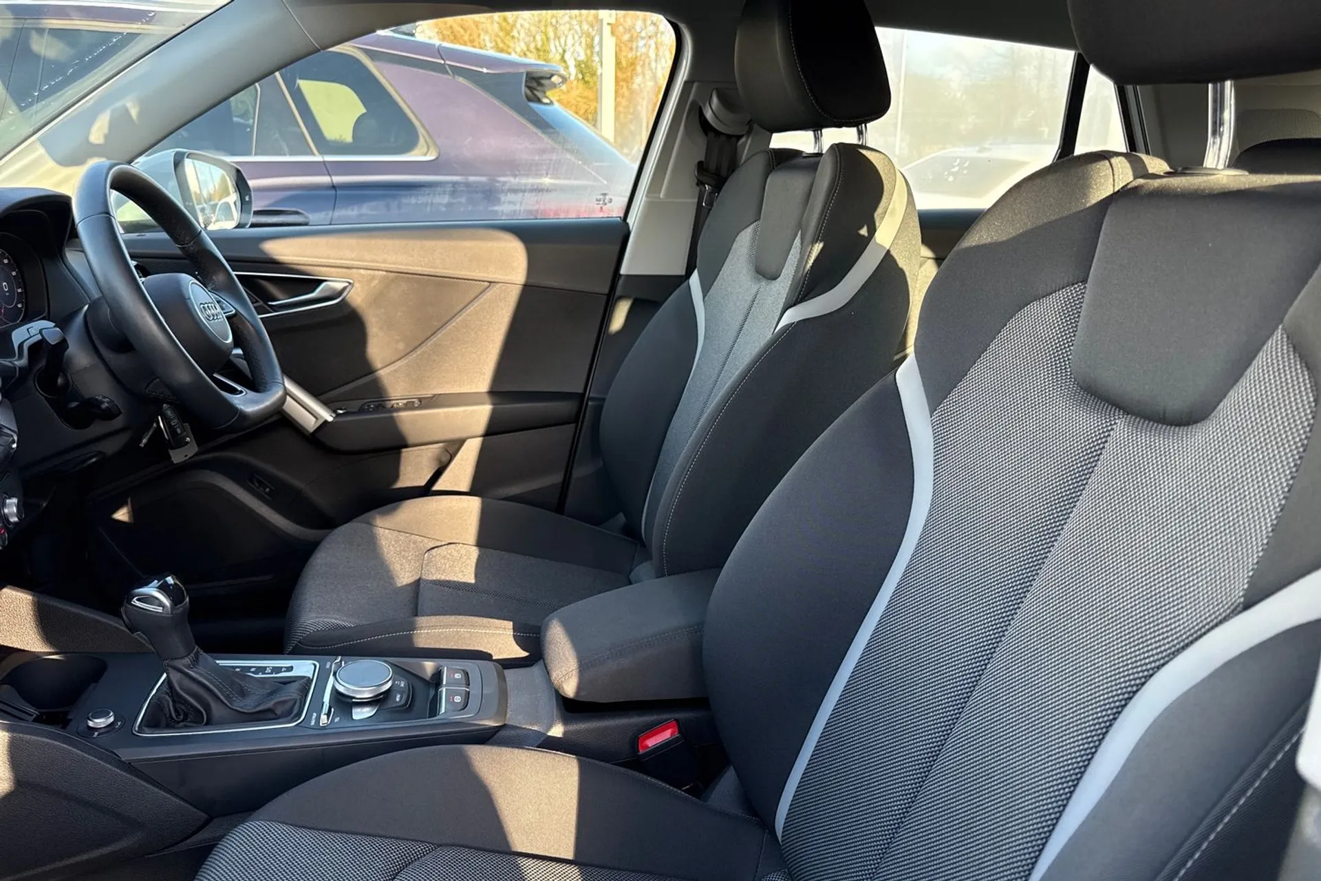 Audi Q2 thumbnail image number 37