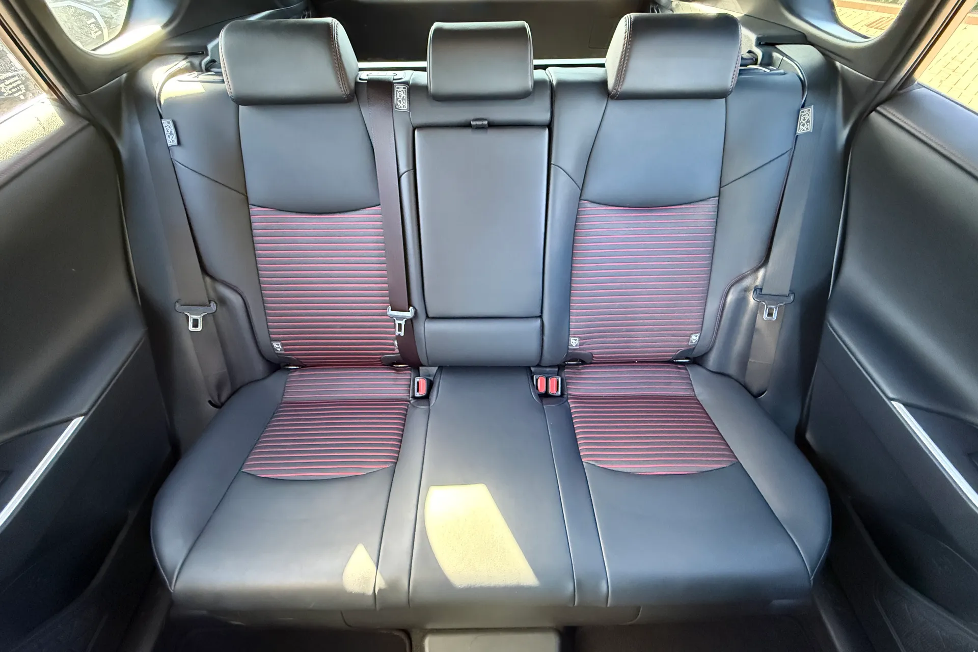 TOYOTA RAV4 thumbnail image number 7