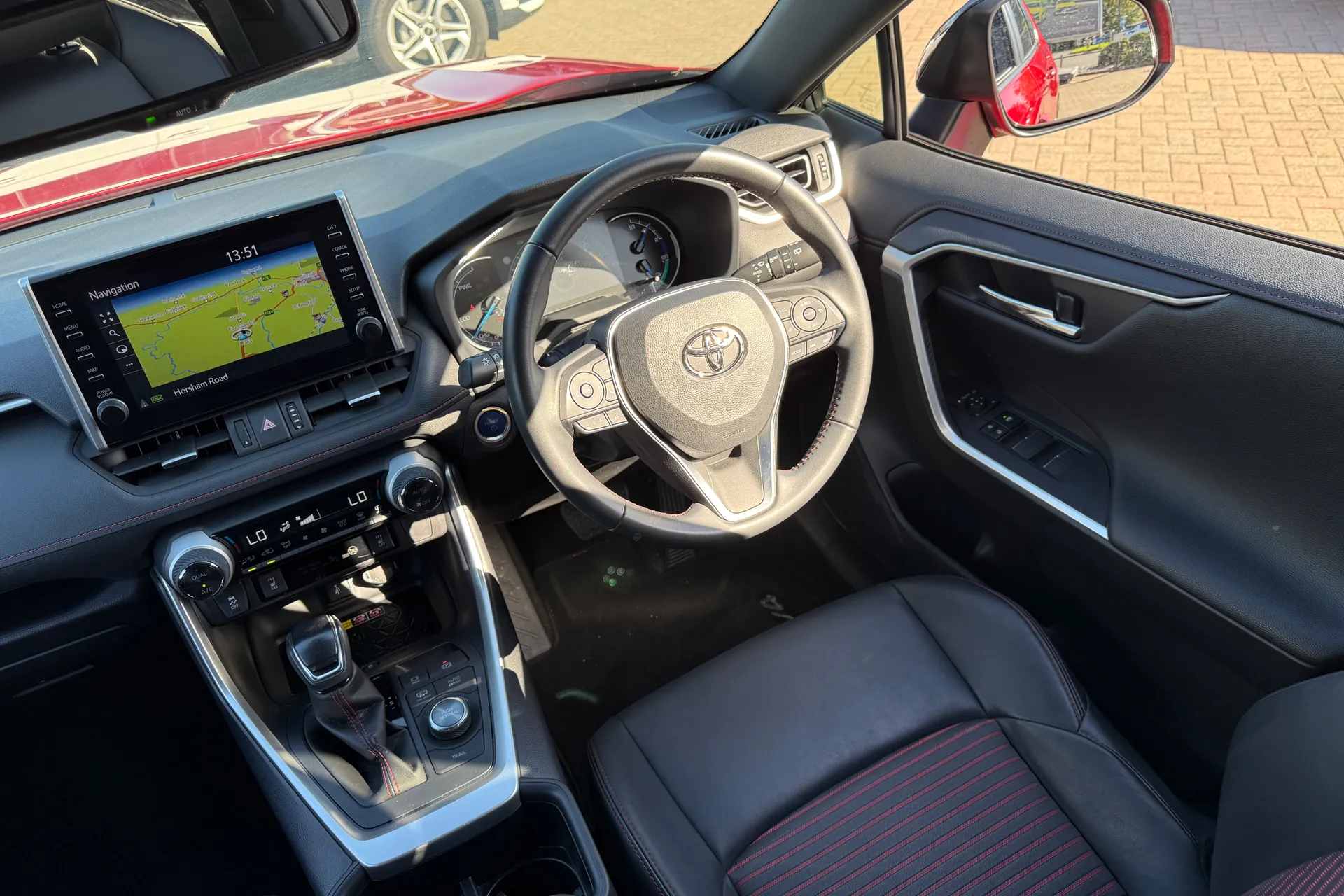 TOYOTA RAV4 thumbnail image number 34