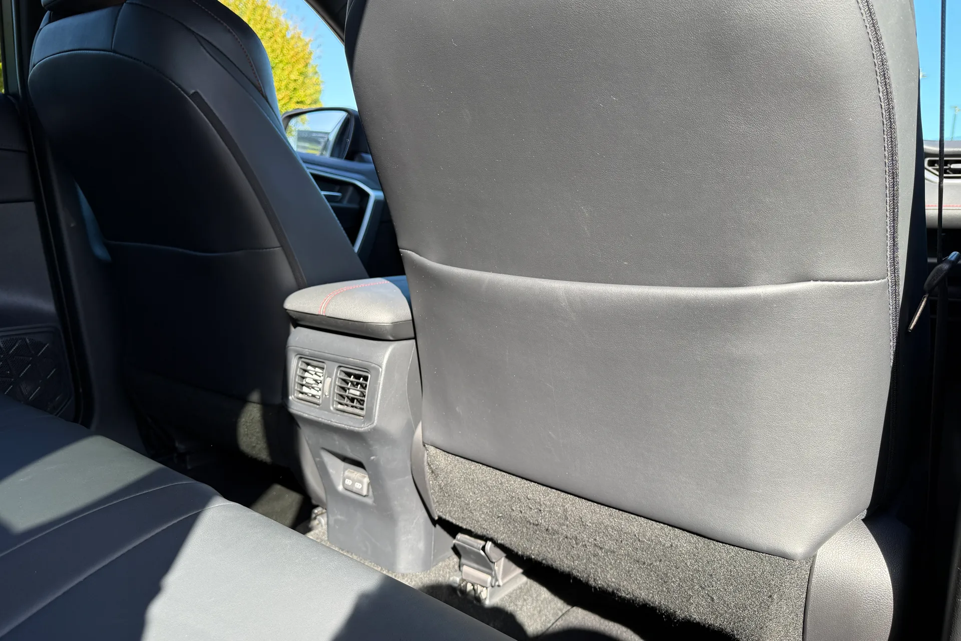 TOYOTA RAV4 thumbnail image number 38