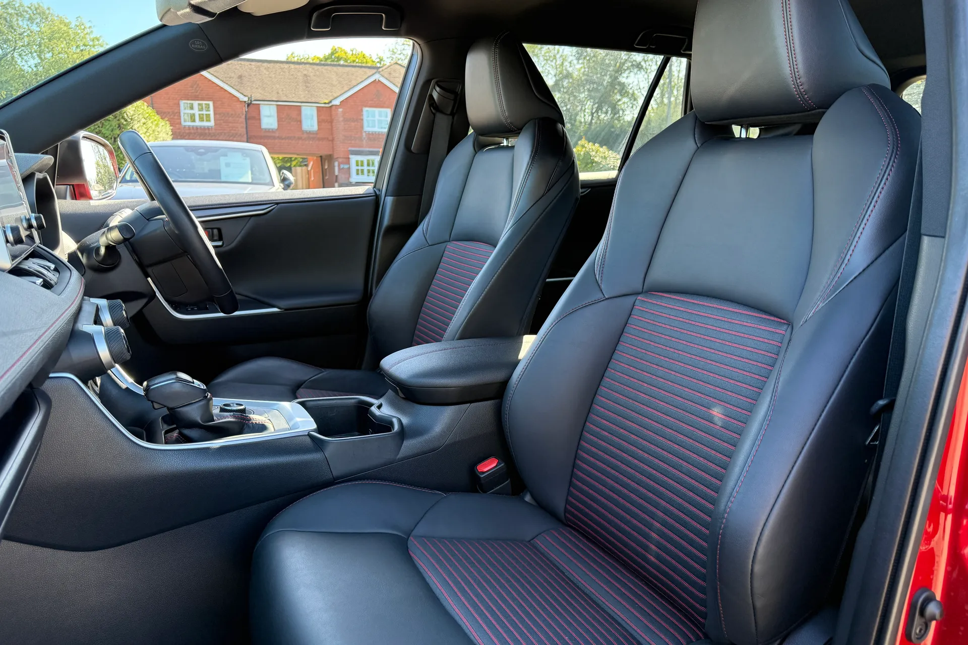 TOYOTA RAV4 thumbnail image number 25