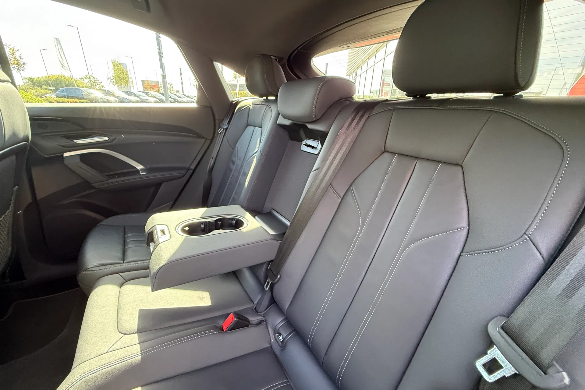 Audi Q5 thumbnail image number 39