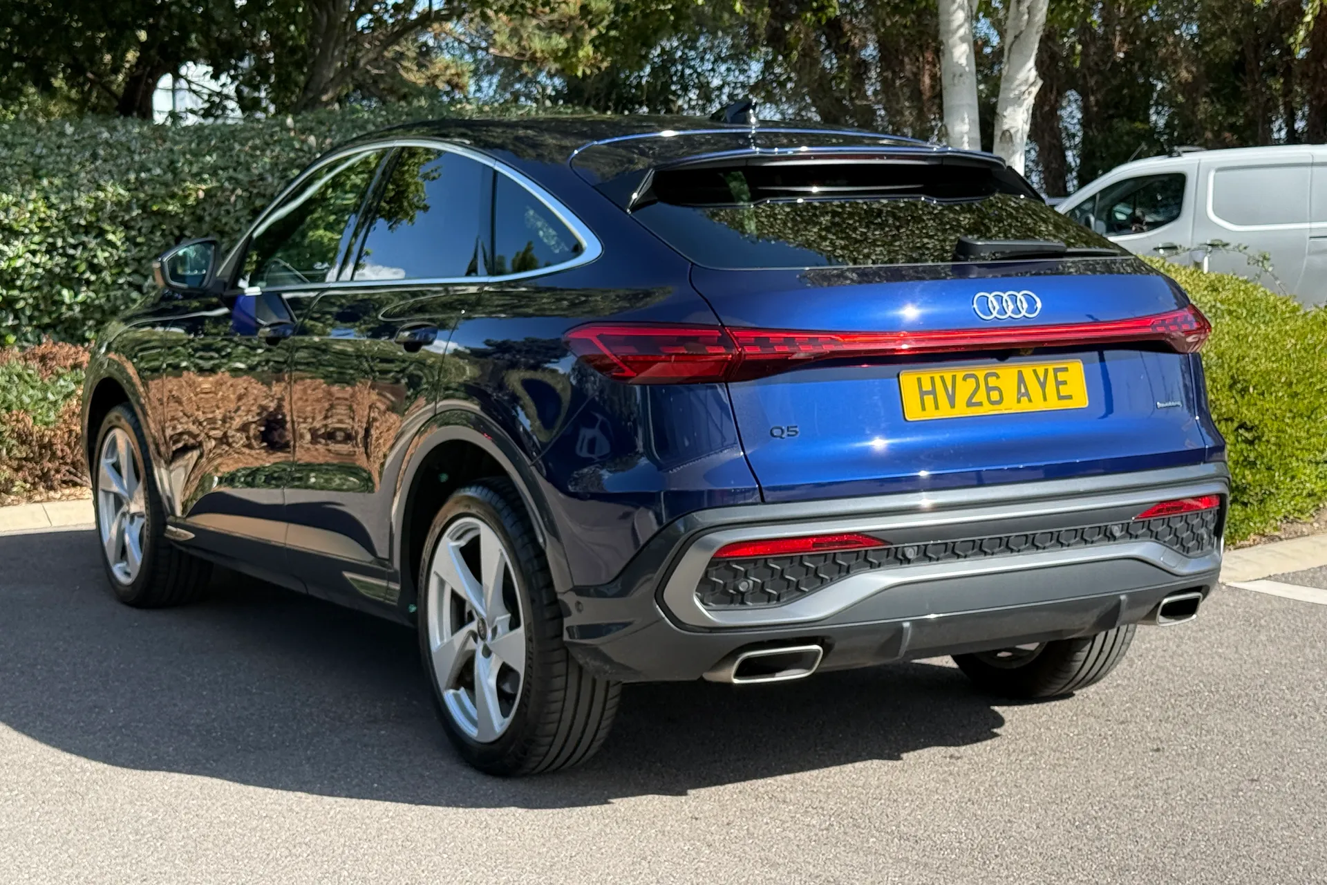 Audi Q5 thumbnail image number 7