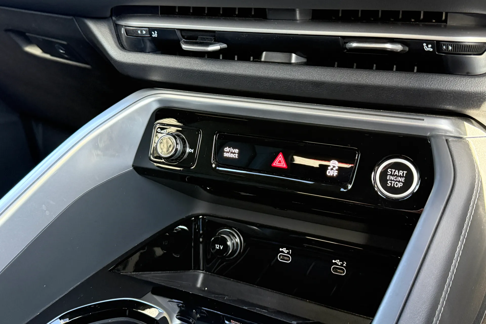 Audi Q5 thumbnail image number 32