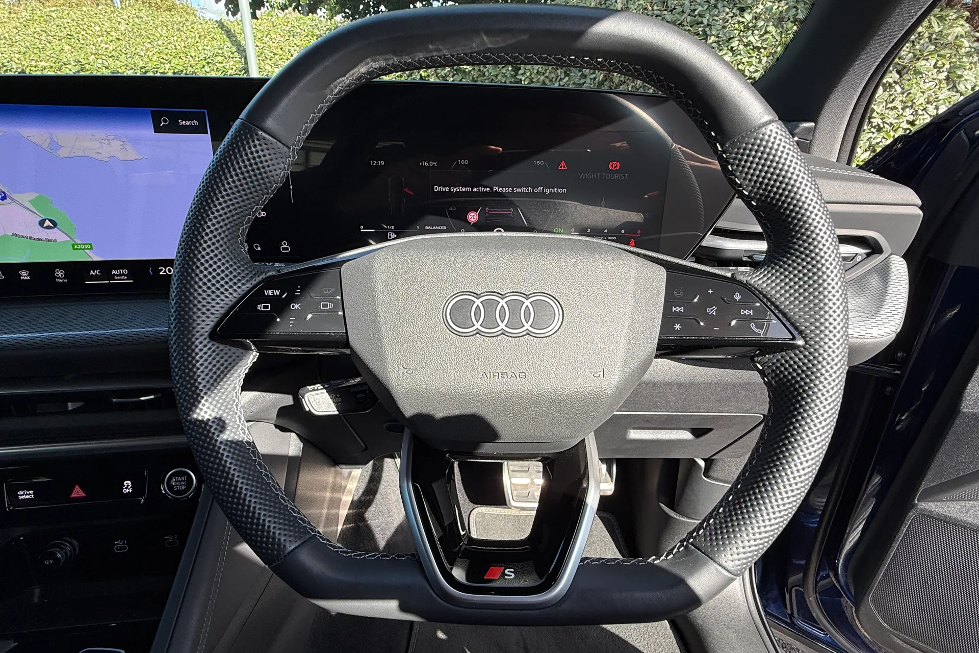 Audi Q5 thumbnail image number 26